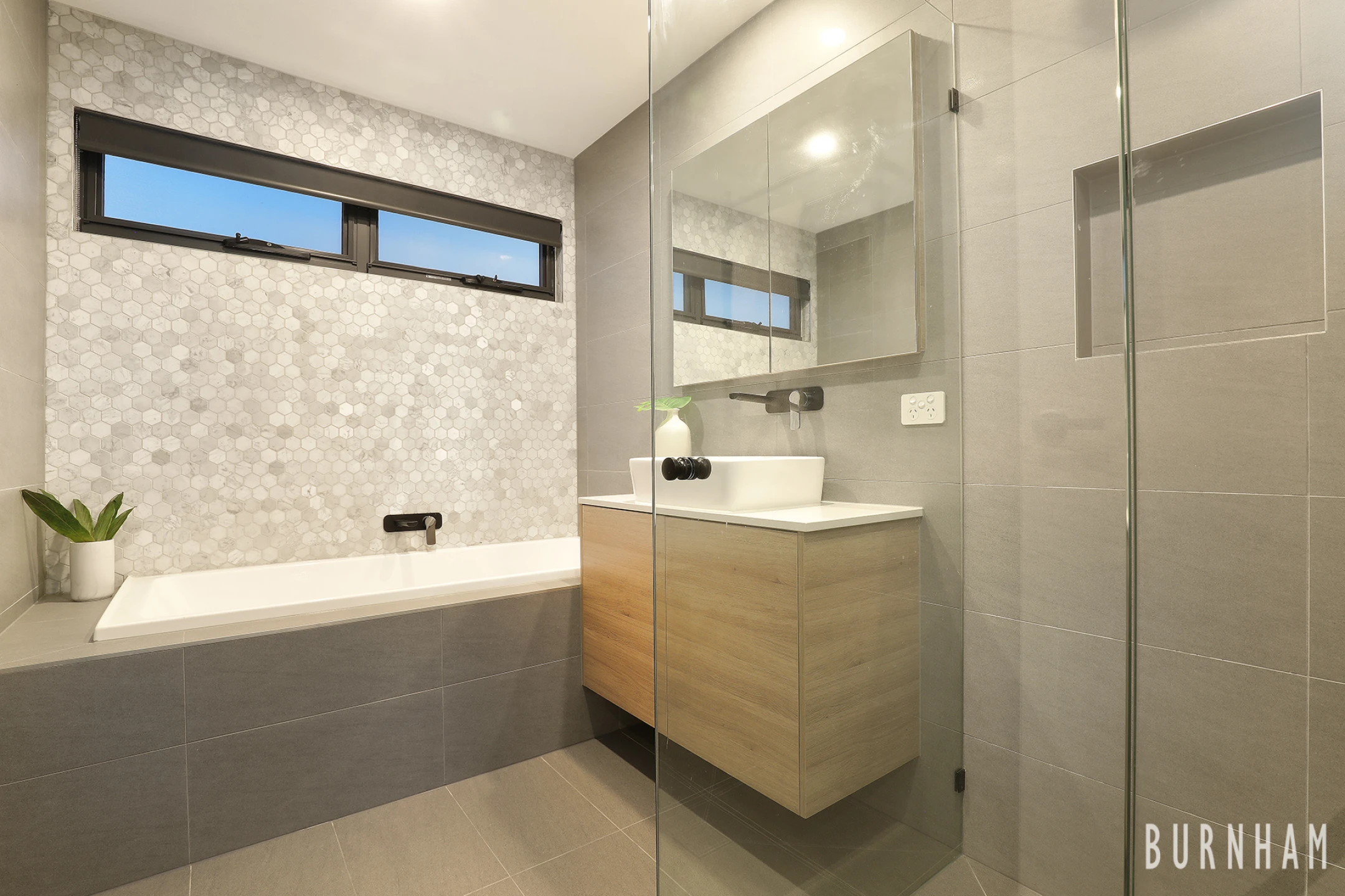 2 / 5 Flower Street, Essendon VIC 3040, Essendon - Thumbnail 4