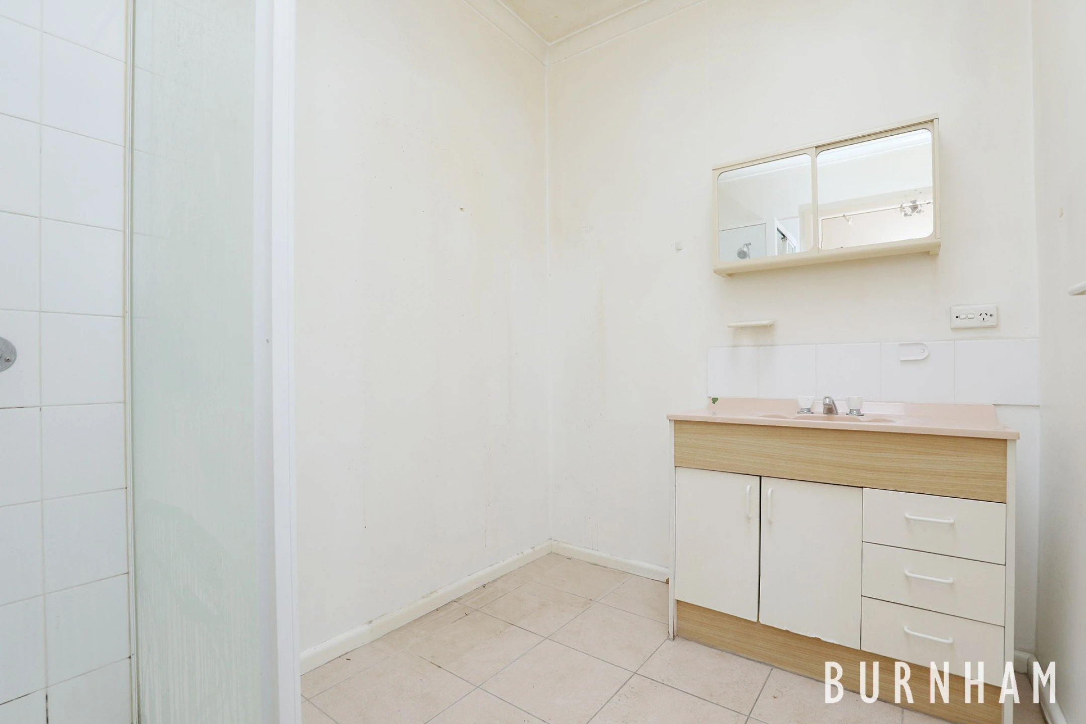 31 Sandford Avenue, Sunshine North VIC 3020, Sunshine North - Thumbnail 8