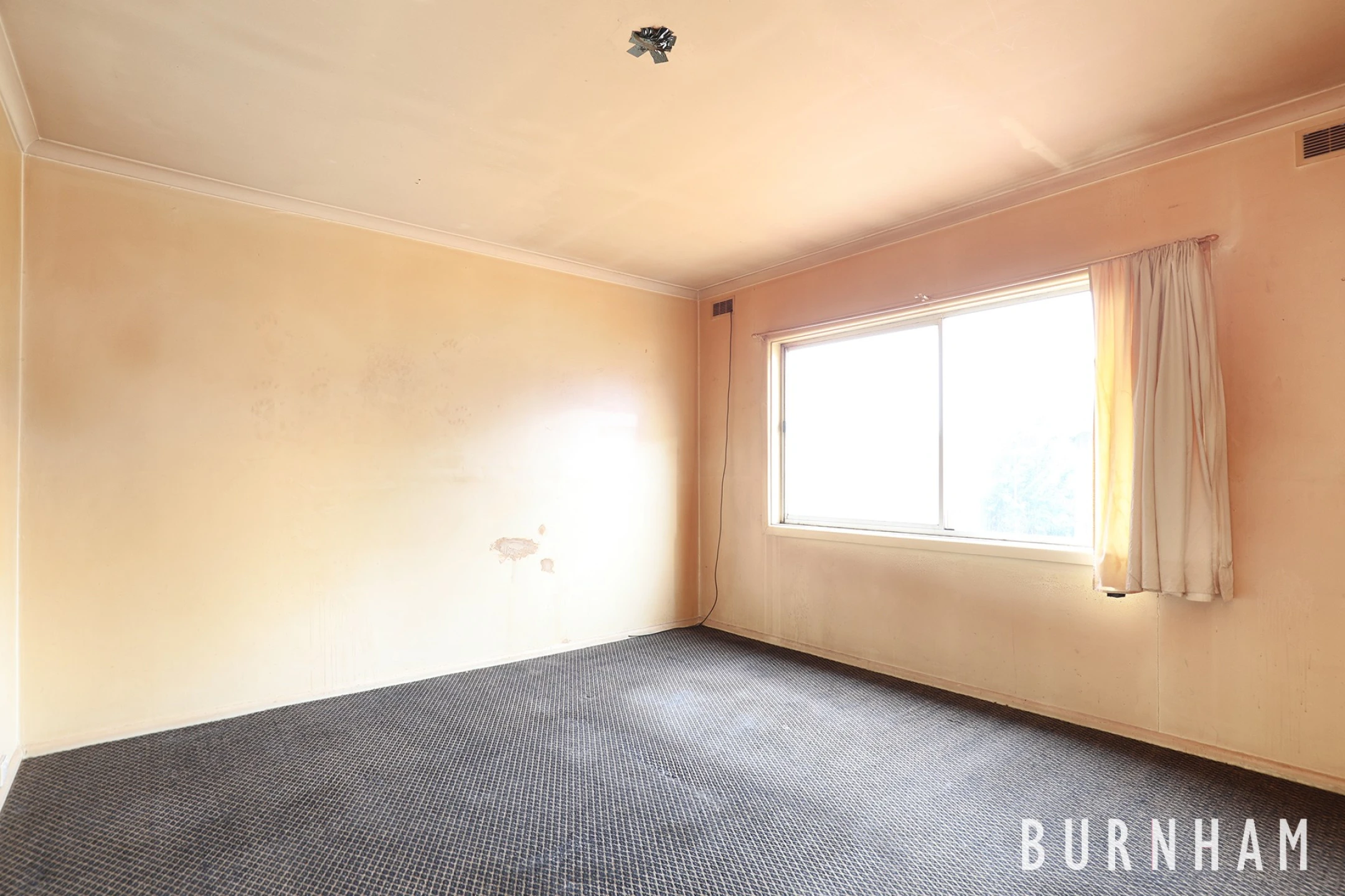 31 Sandford Avenue, Sunshine North VIC 3020, Sunshine North - Thumbnail 6