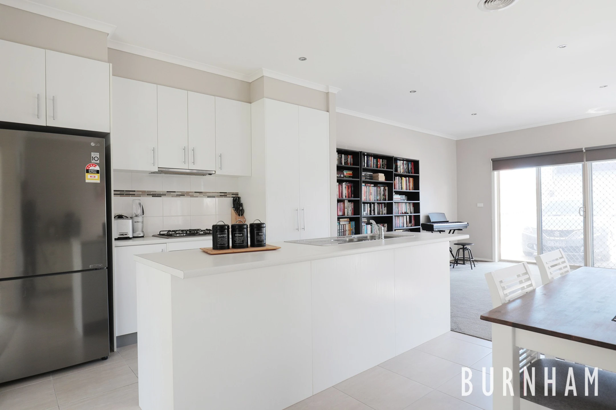 2 / 83 Ballarat Road, Maidstone VIC 3012, Maidstone - Thumbnail 2