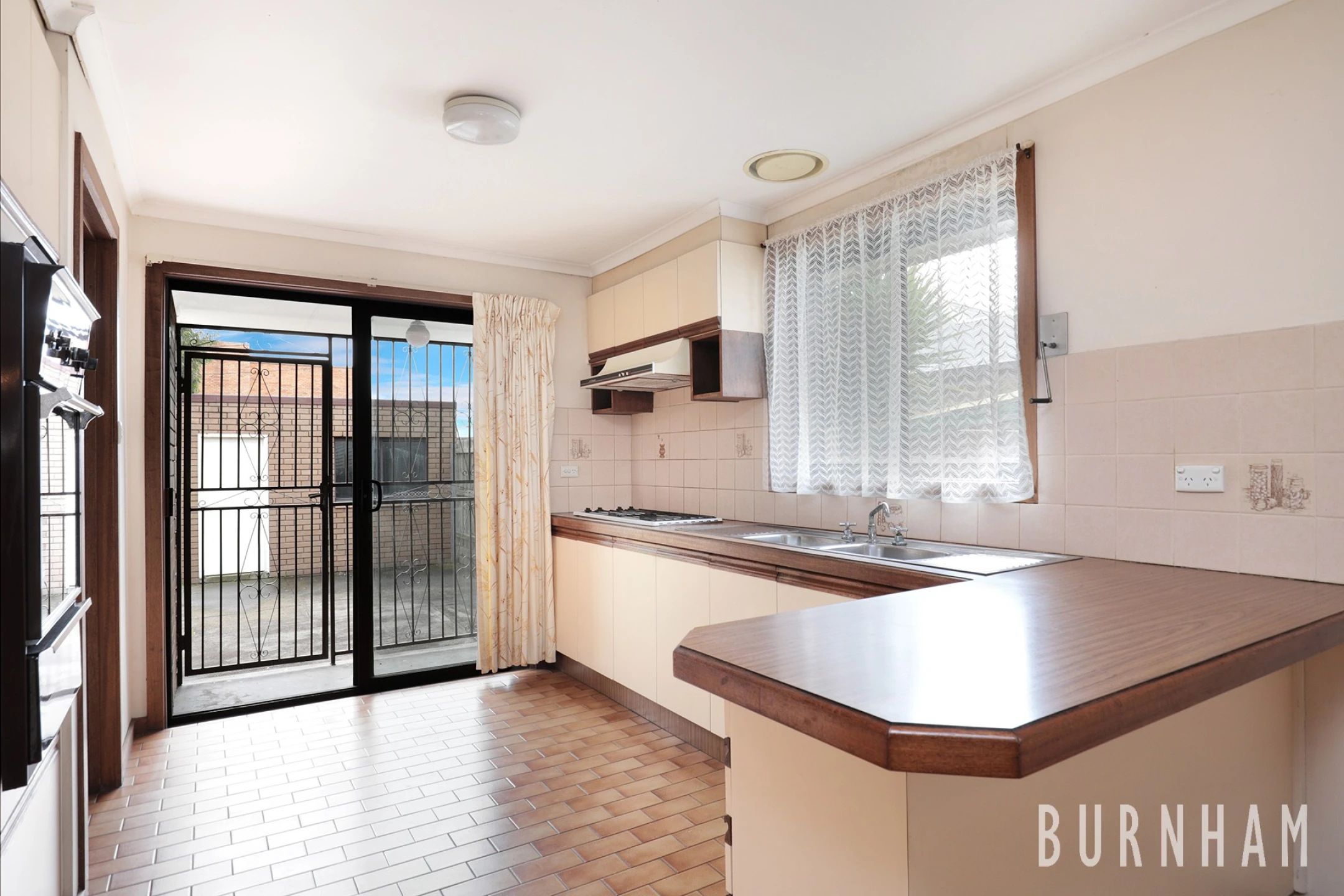 22 Dove Street, West Footscray VIC 3012, West Footscray - Thumbnail 4