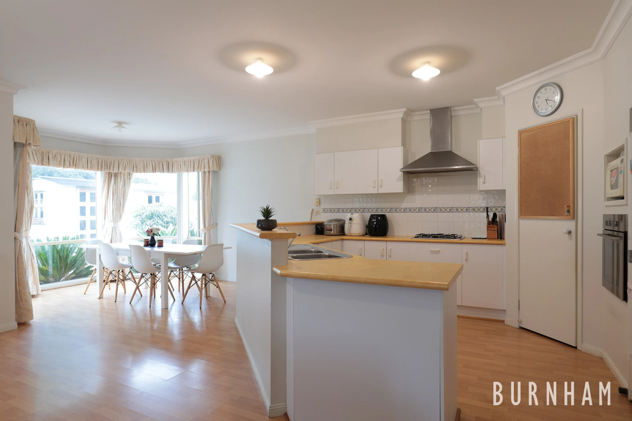 4 La Spezia Court, Point Cook VIC 3030, Point Cook - Thumbnail 5