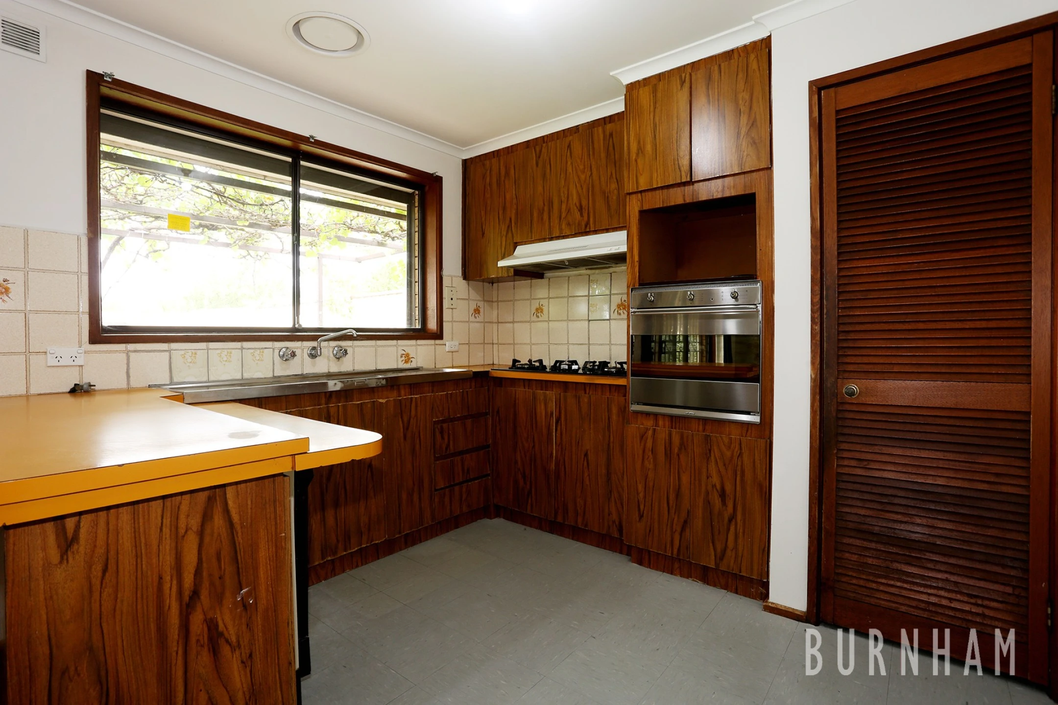 35 Denton Avenue, St Albans VIC 3021, St Albans - Thumbnail 3