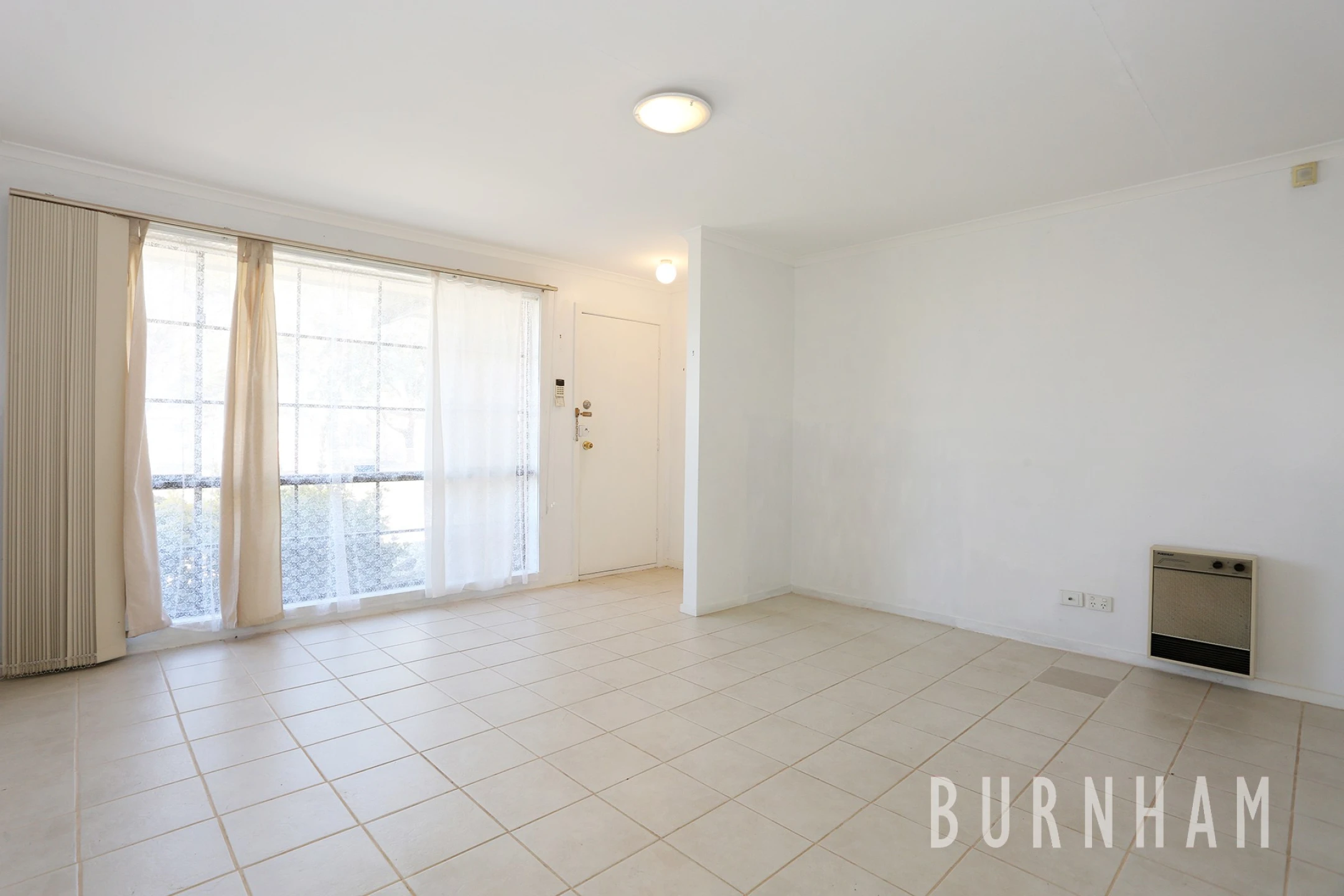 36 Yeats Drive, Delahey VIC 3037, Delahey - Thumbnail 2