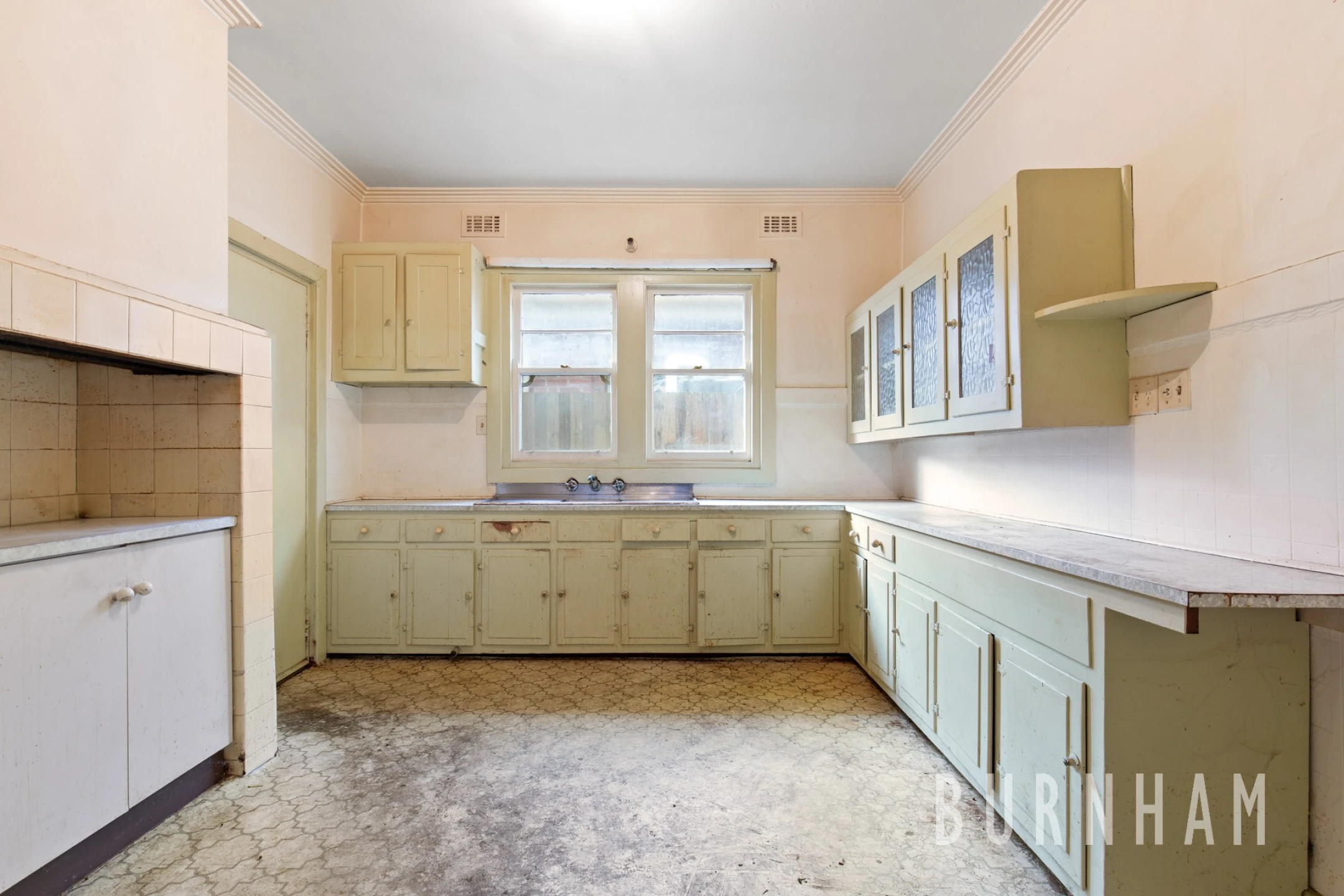 8 Ormond Road, West Footscray VIC 3012, West Footscray - Thumbnail 2