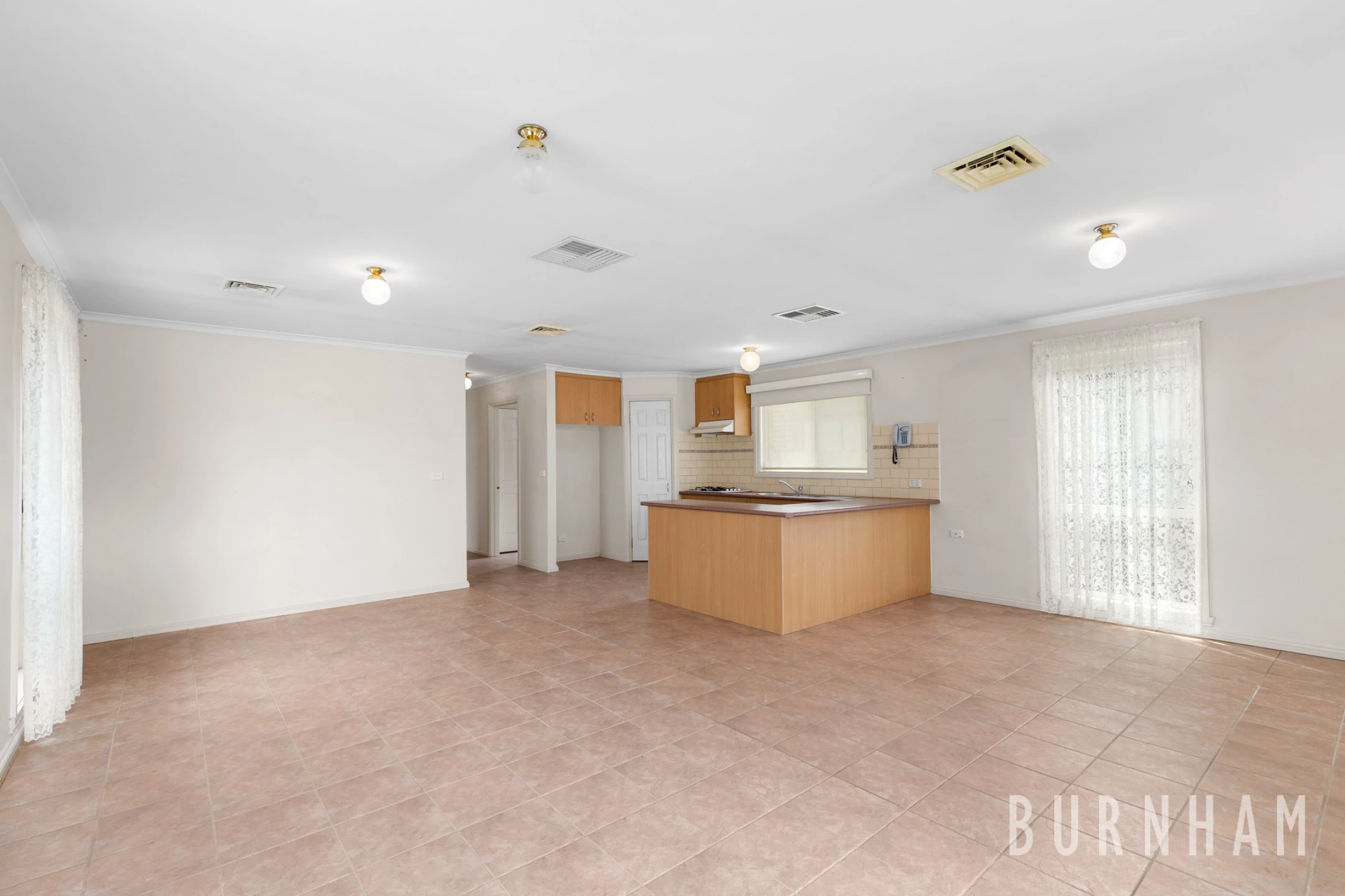 937a Ballarat Road, Deer Park VIC 3023, Deer Park - Thumbnail 2