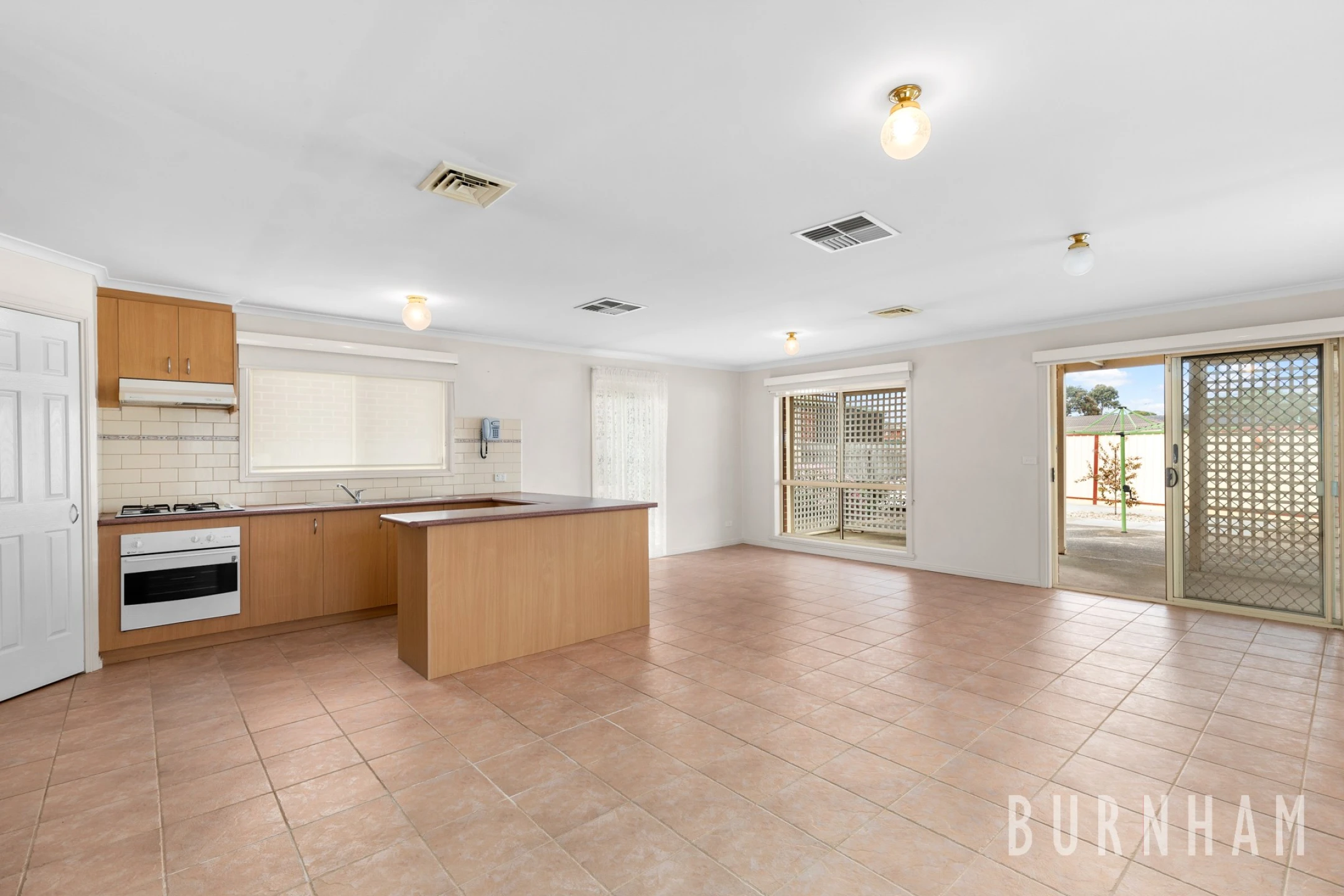 937a Ballarat Road, Deer Park VIC 3023, Deer Park - Thumbnail 3