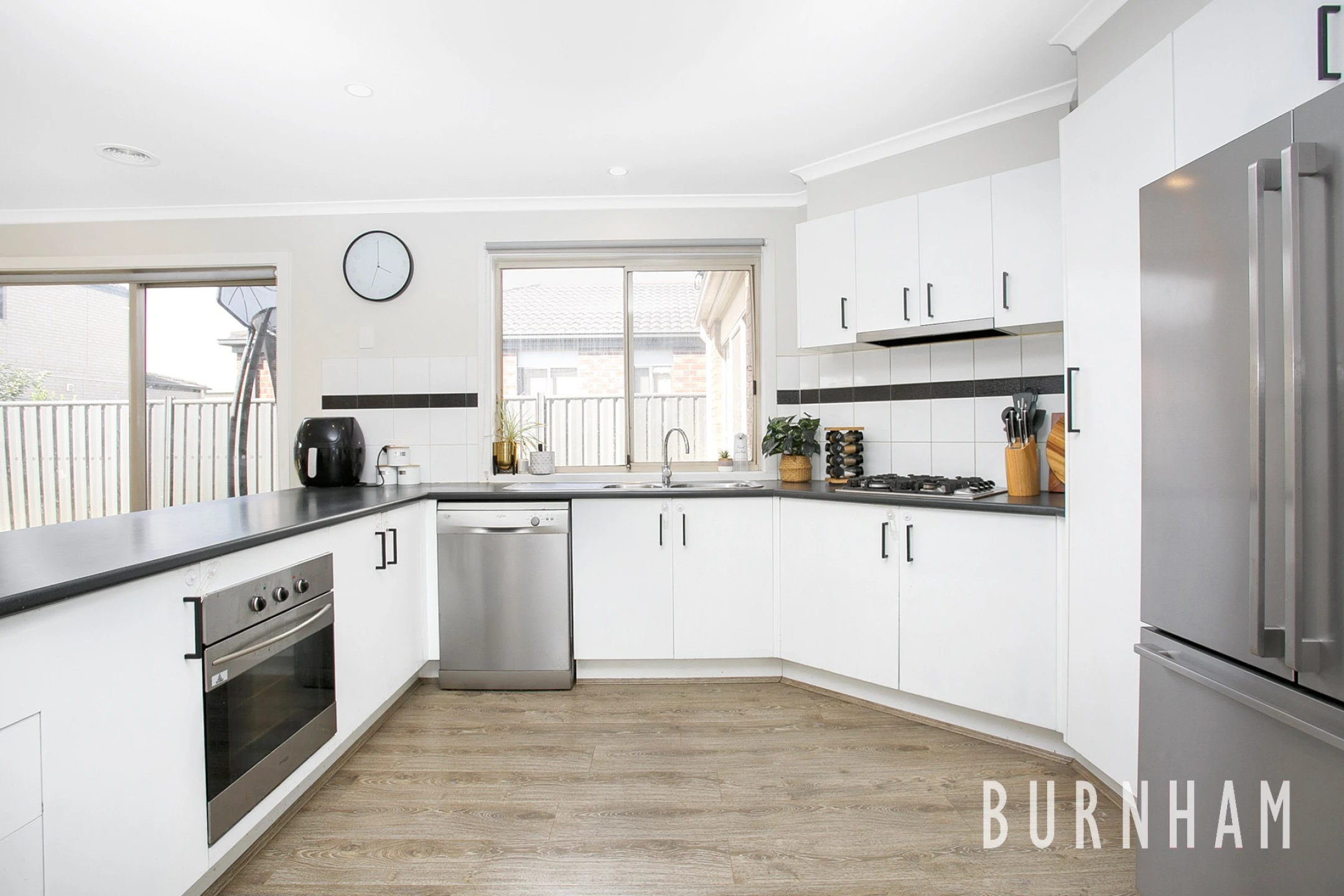22 Edmondshaw Drive, Deer Park VIC 3023, Deer Park - Thumbnail 4