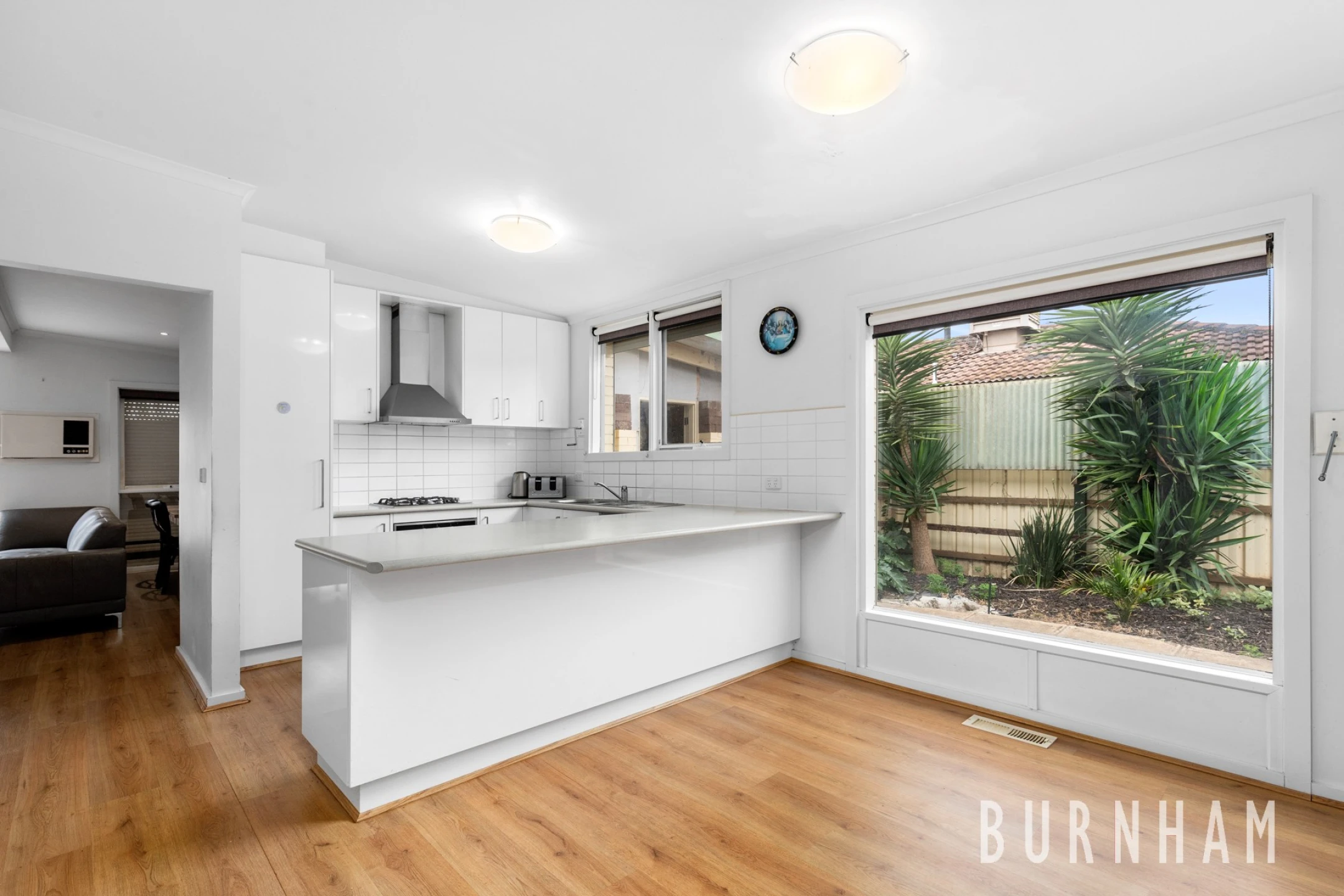 32 Hume Avenue, Melton South VIC 3338, Melton South - Thumbnail 3