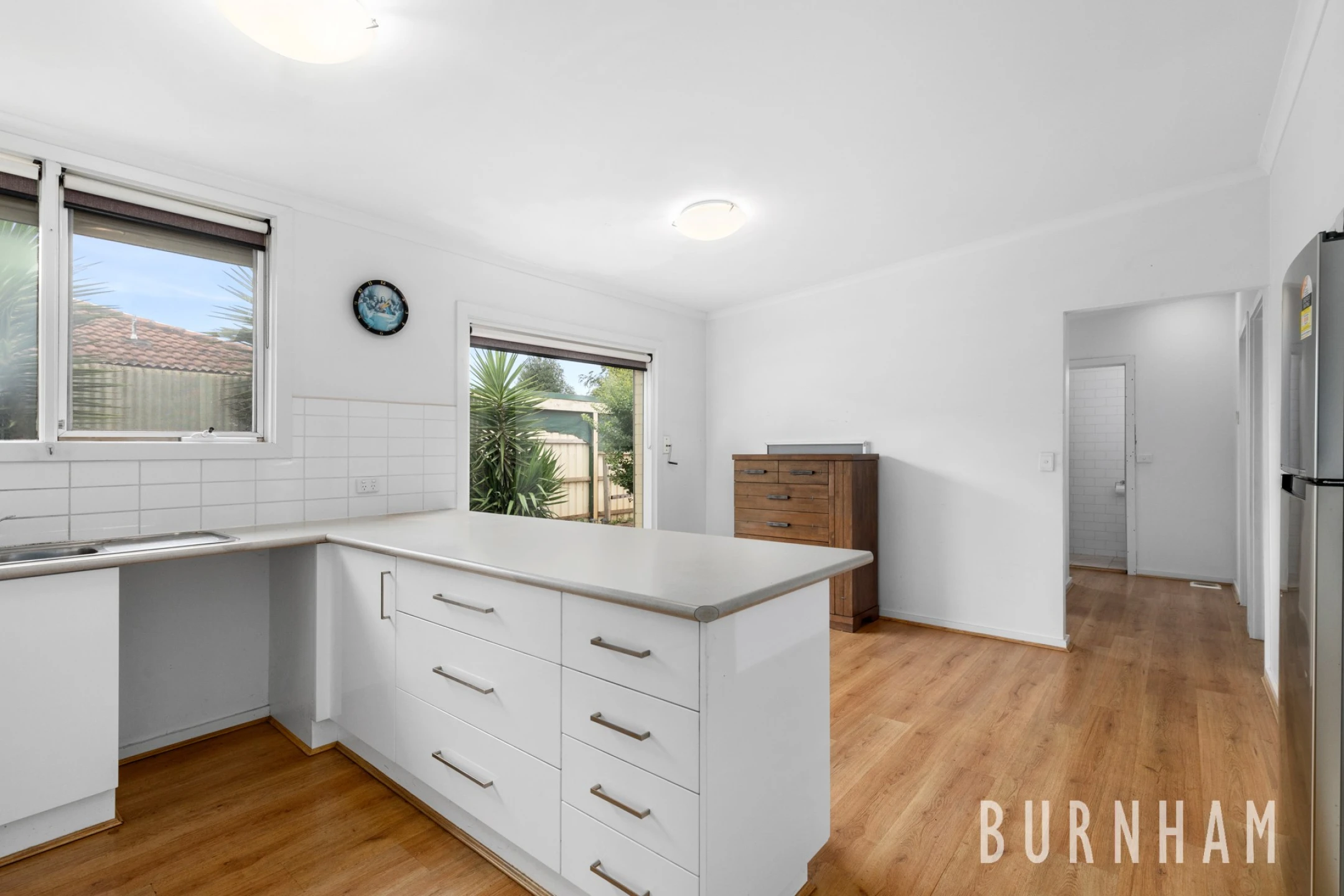 32 Hume Avenue, Melton South VIC 3338, Melton South - Thumbnail 4