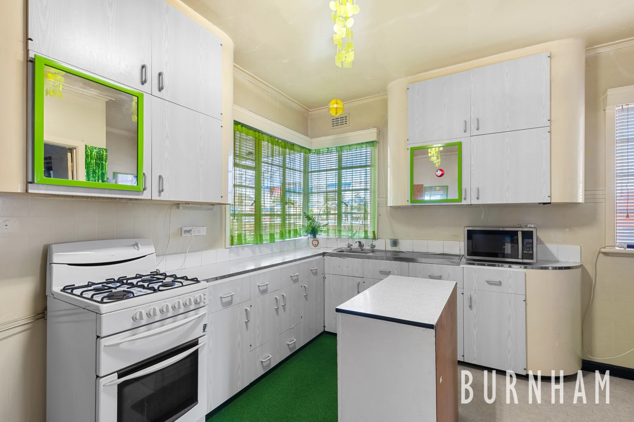 71 Rosamond Road, MAIDSTONE VIC 3012, Maidstone - Thumbnail 4