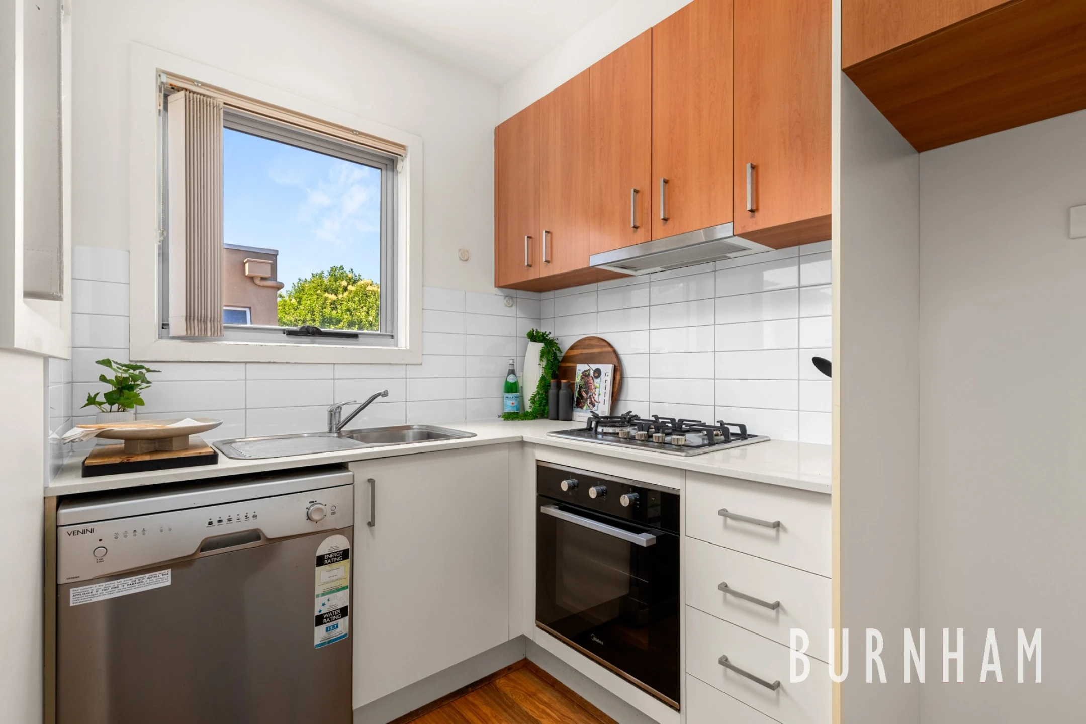 18 / 6-10 Rosamond Road, Footscray VIC 3011, Footscray - Thumbnail 3