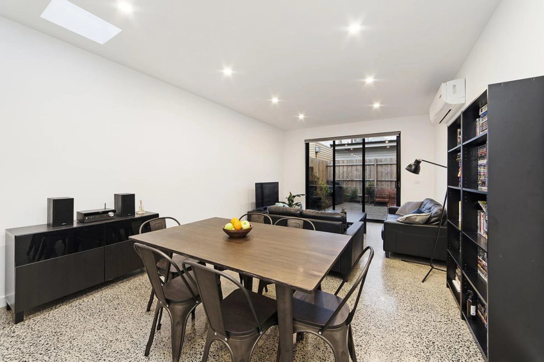 36B Lily Street, SEDDON VIC 3011, Seddon - Thumbnail 2