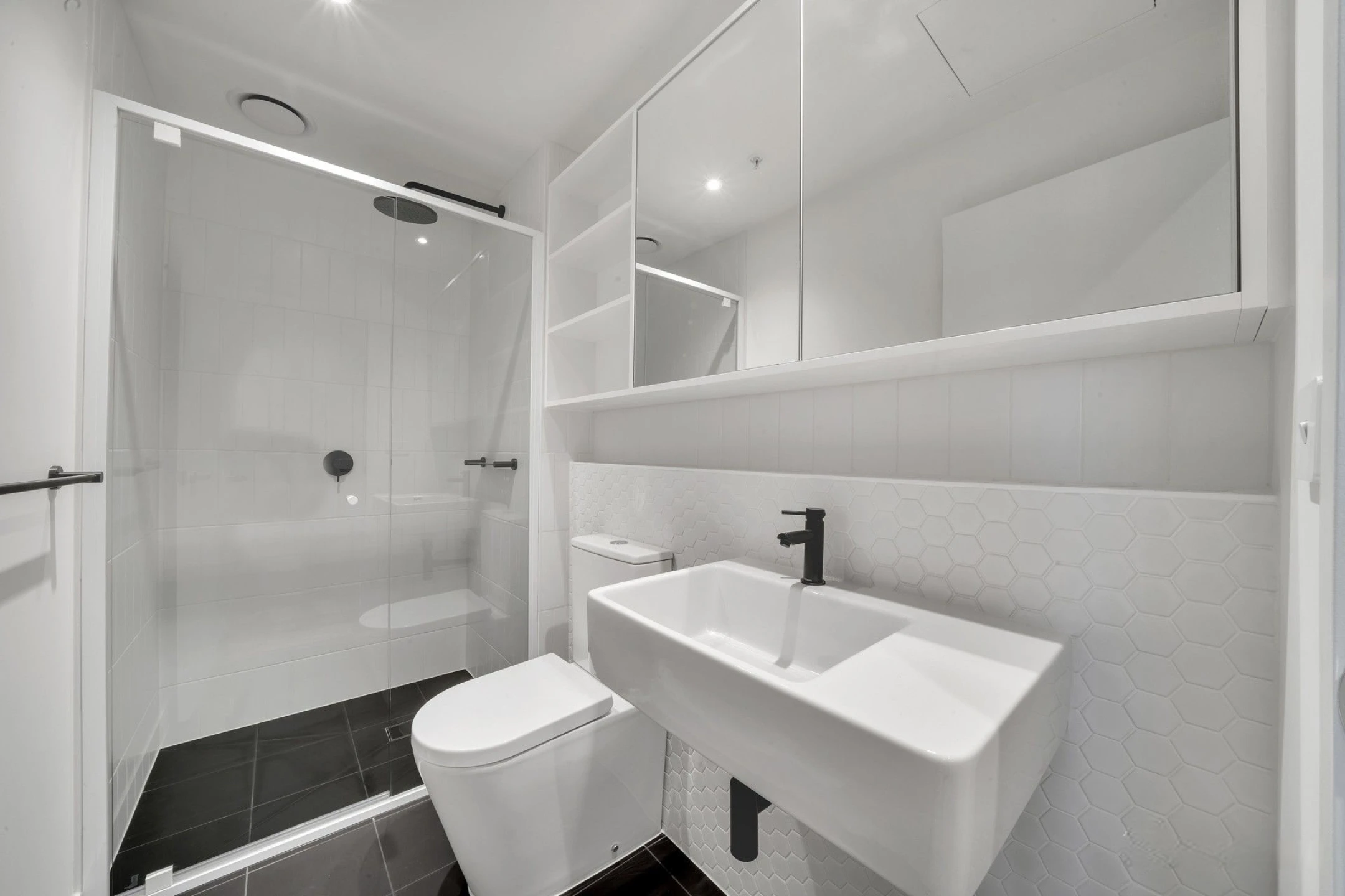 705 / 8 Hallenstein Street, Footscray VIC 3011, Footscray - Thumbnail 7