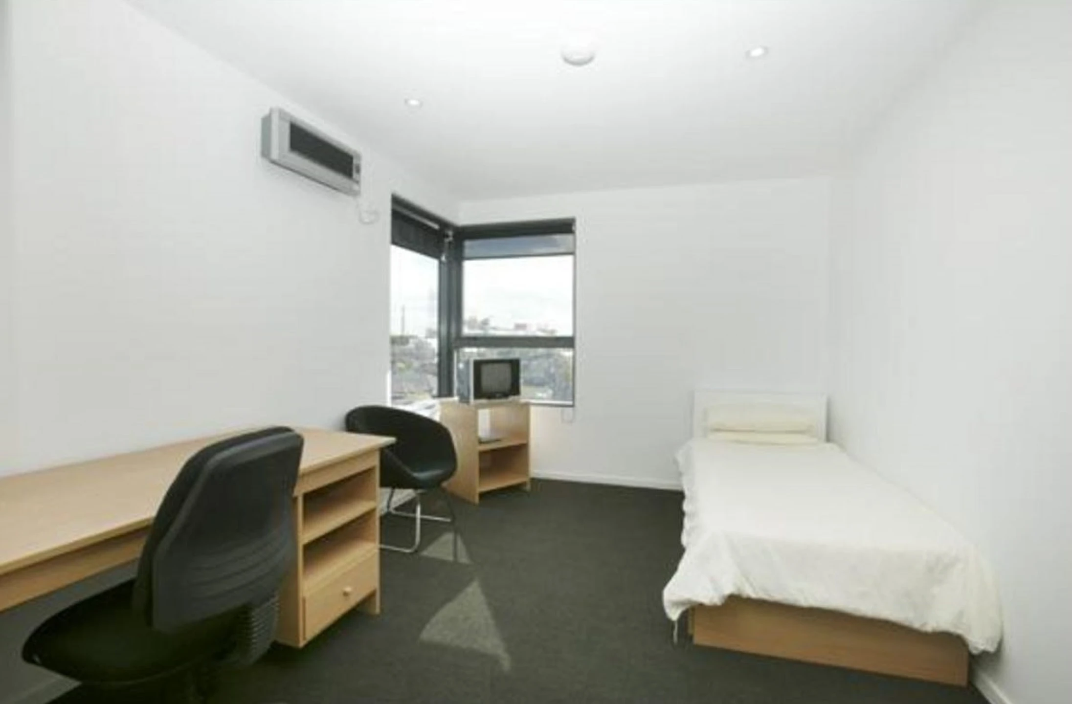 301 / 51 Gordon Street, Footscray VIC 3011, Footscray - Thumbnail 3