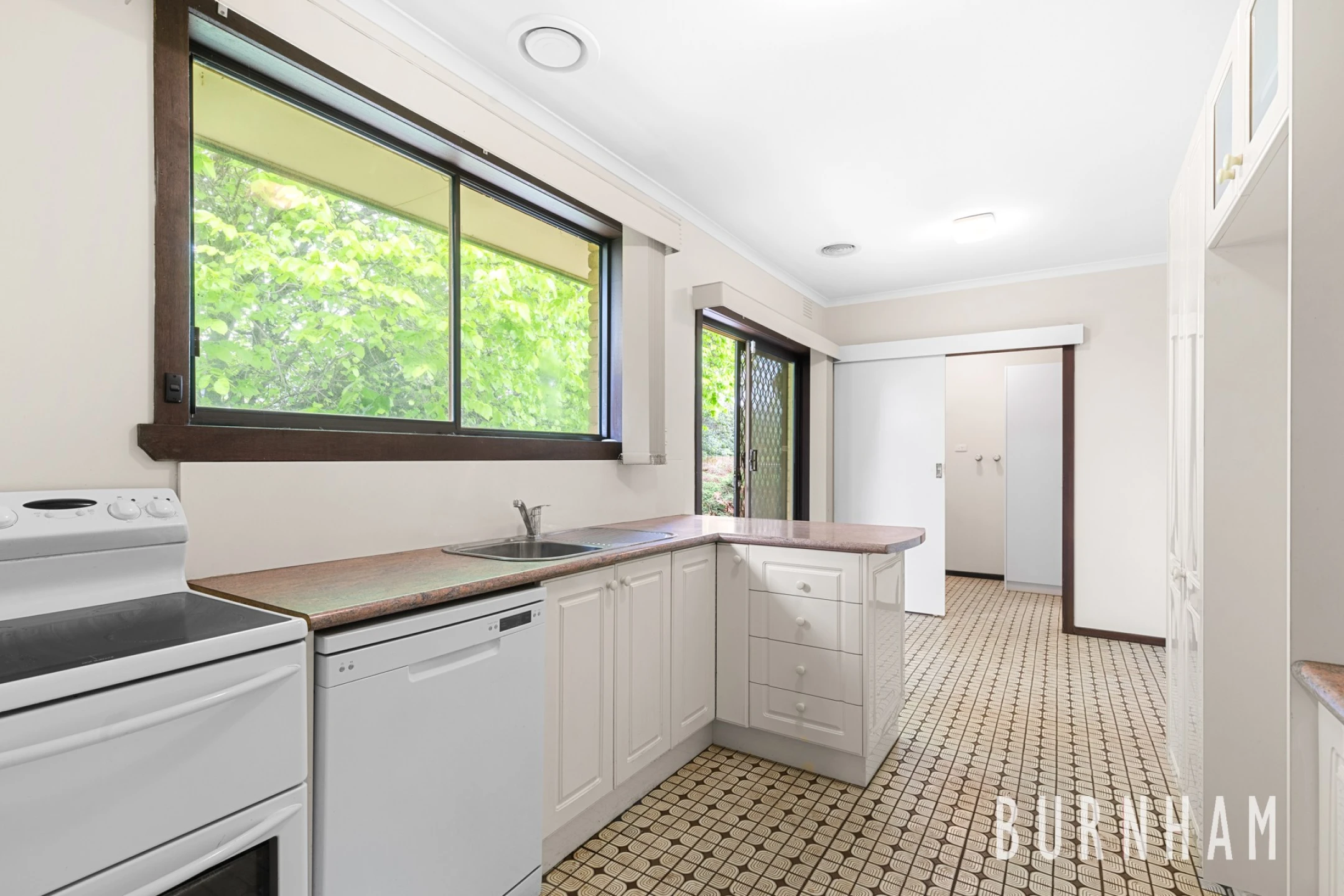 7 Campbell Court, Altona VIC 3018, Altona - Thumbnail 2