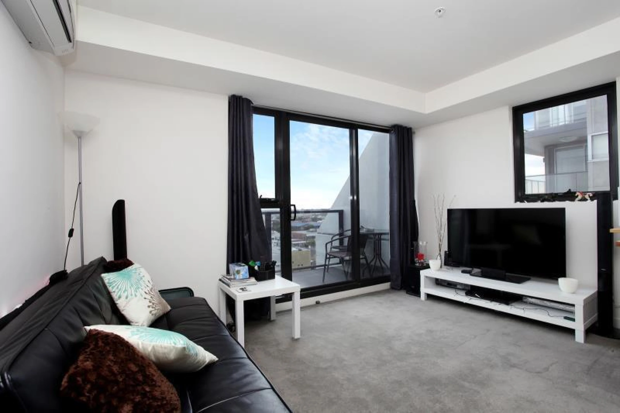 712 / 240 Barkly Street, Footscray VIC 3011, Footscray - Thumbnail 3