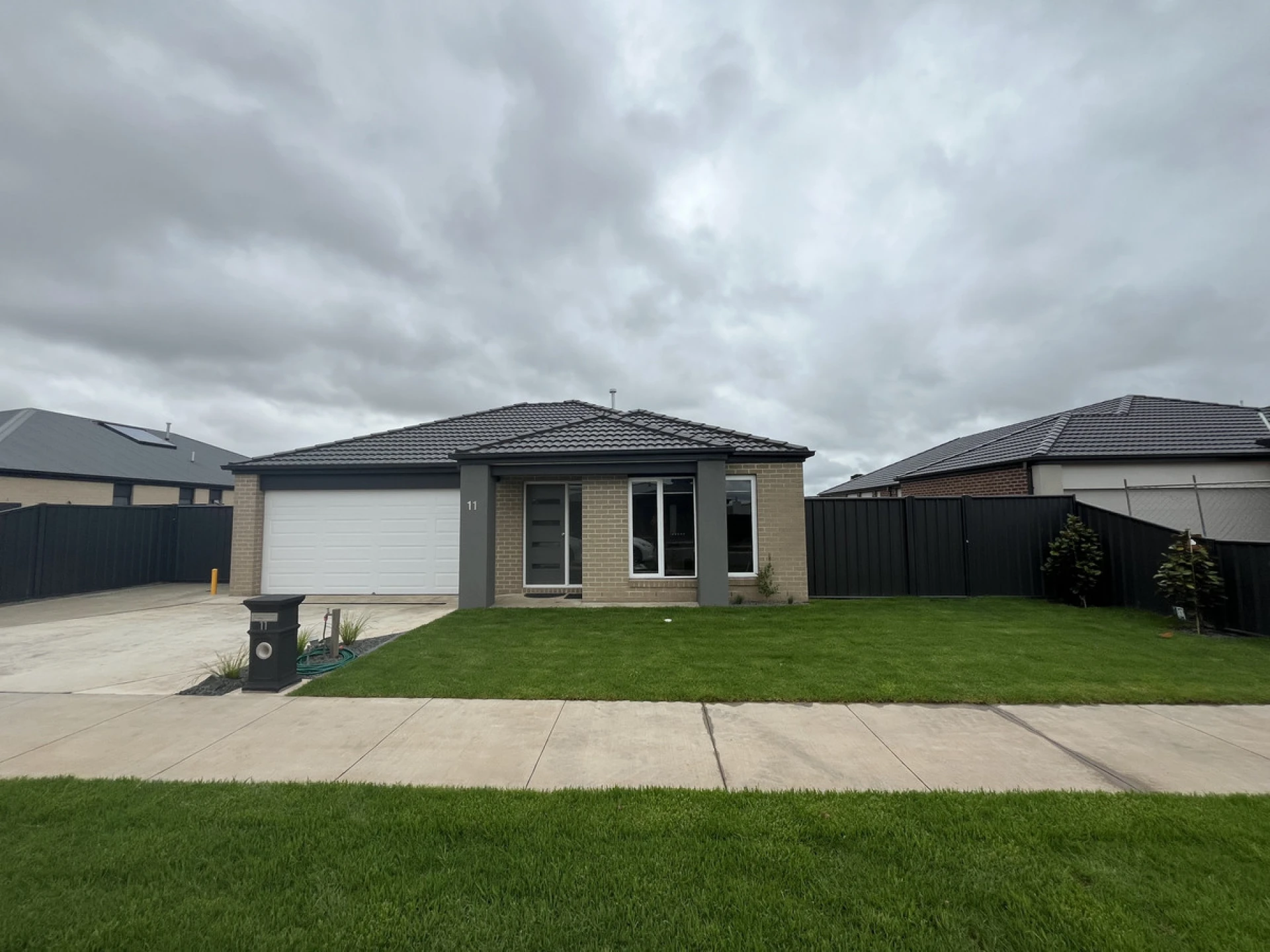 Property enquiry form background image