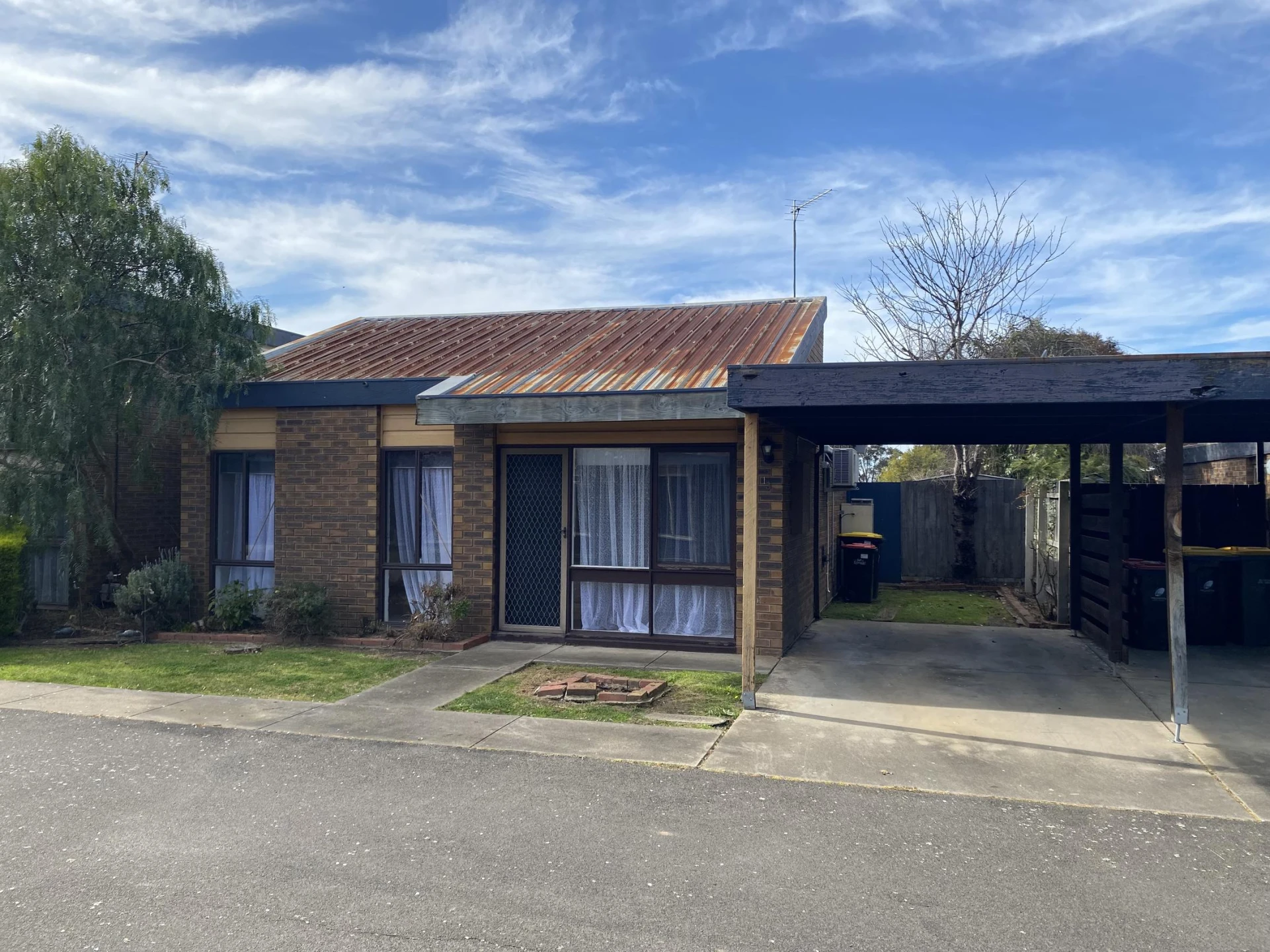 Property enquiry form background image