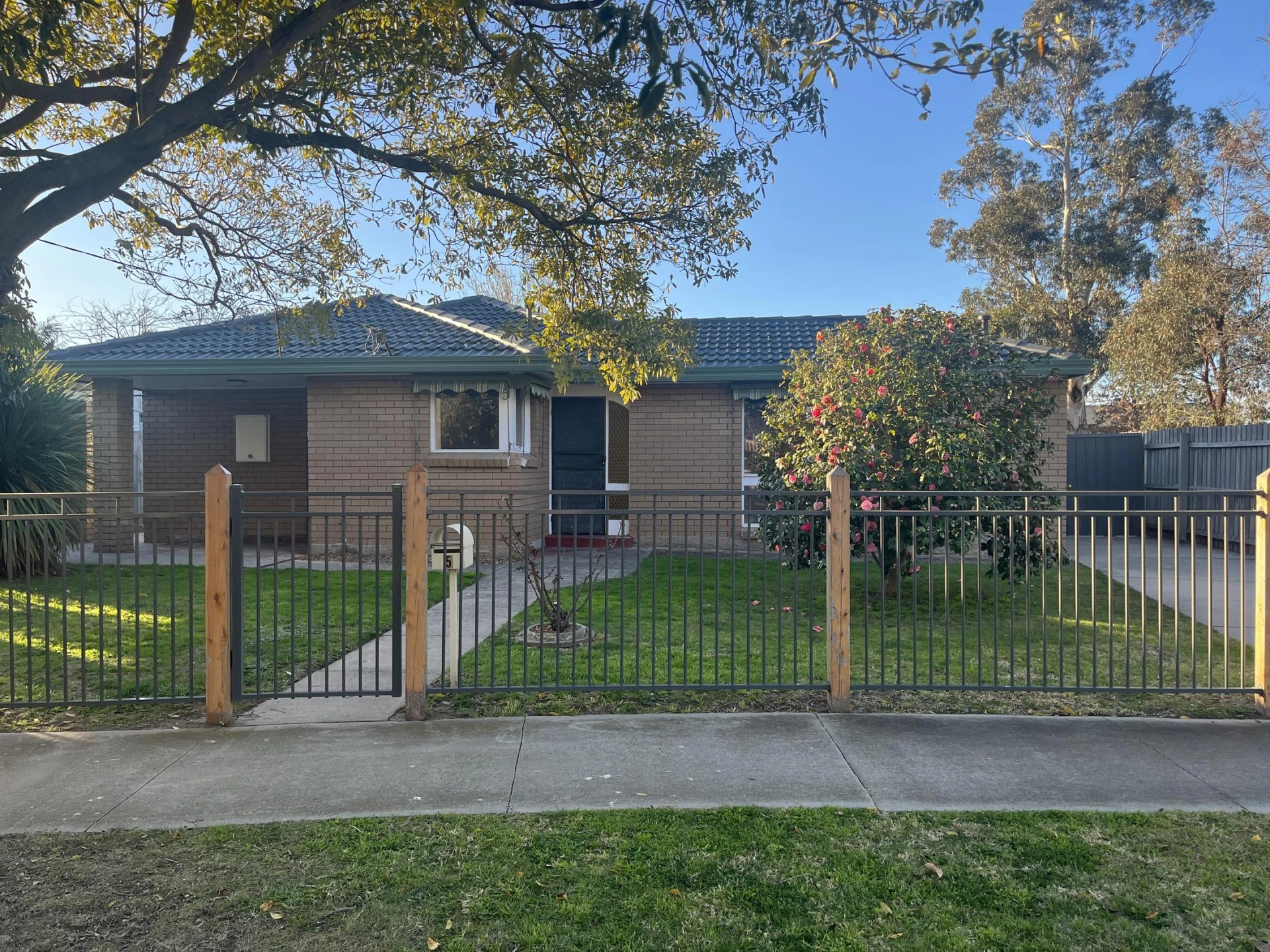 Property enquiry form background image