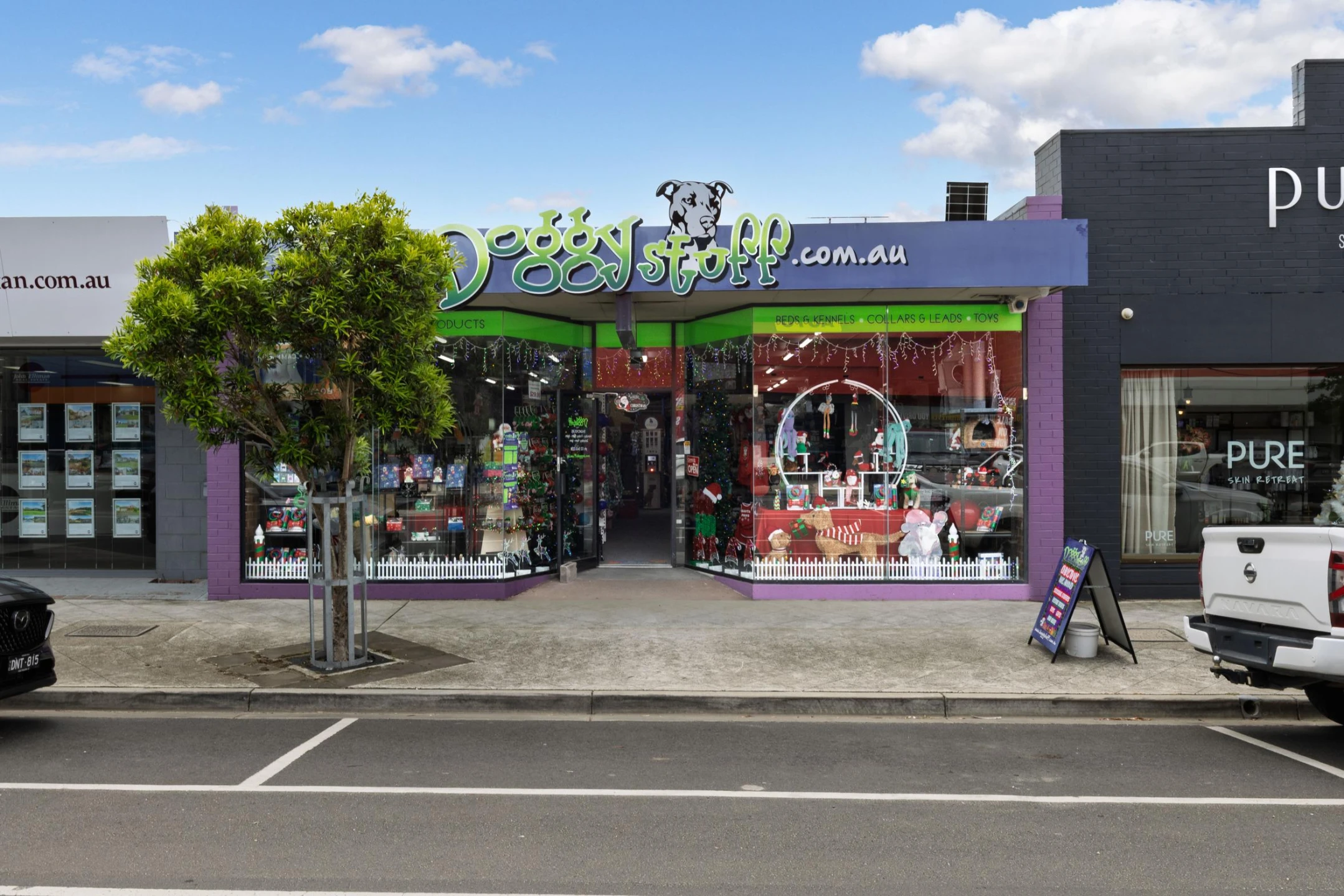 Property enquiry form background image