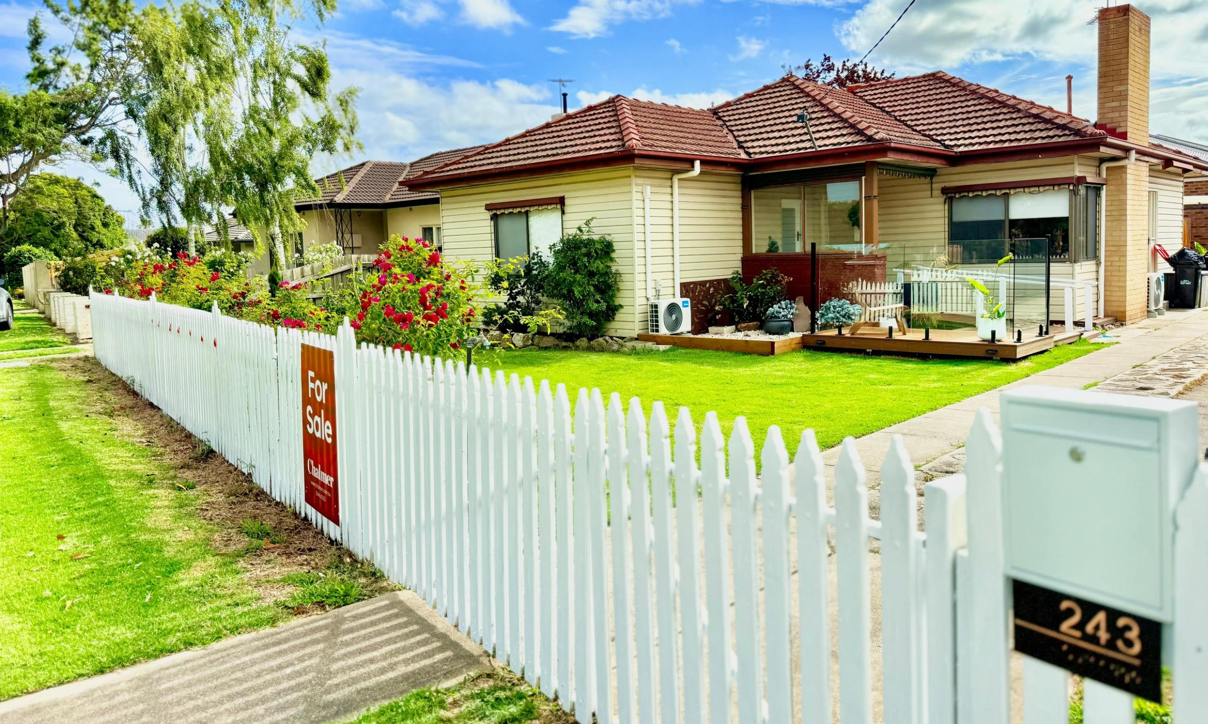 Property enquiry form background image