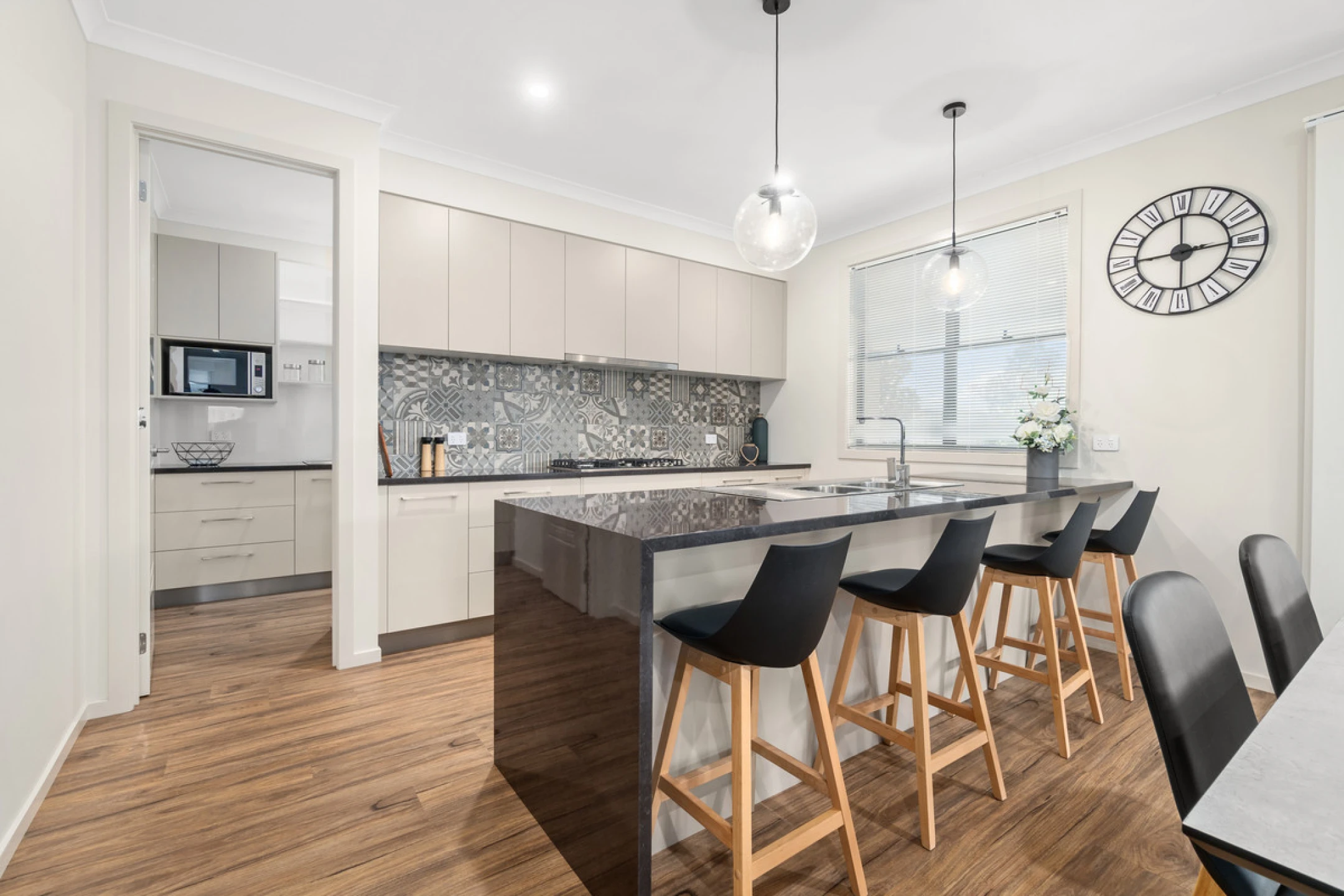 Property enquiry form background image