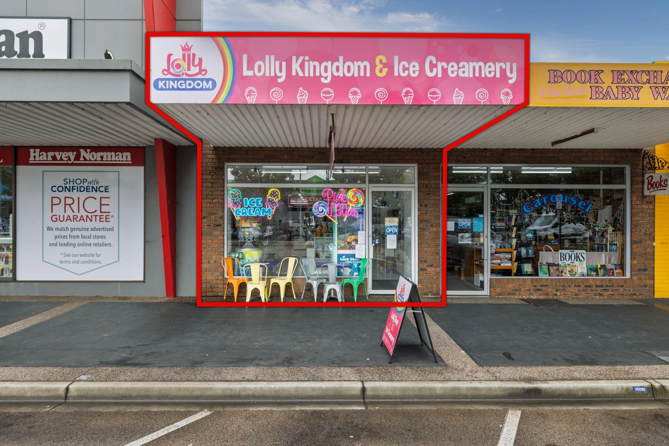 Property enquiry form background image