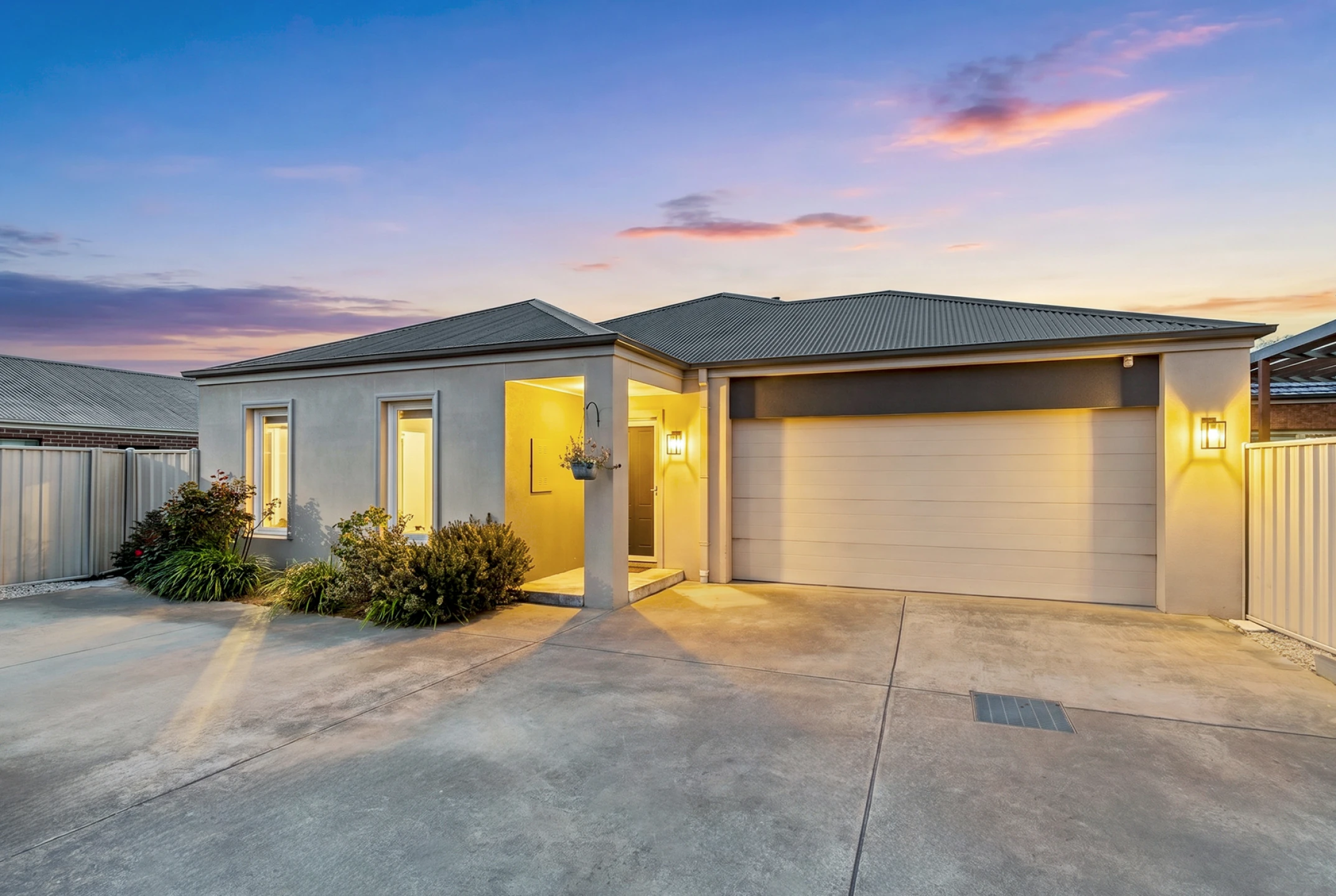 Property enquiry form background image