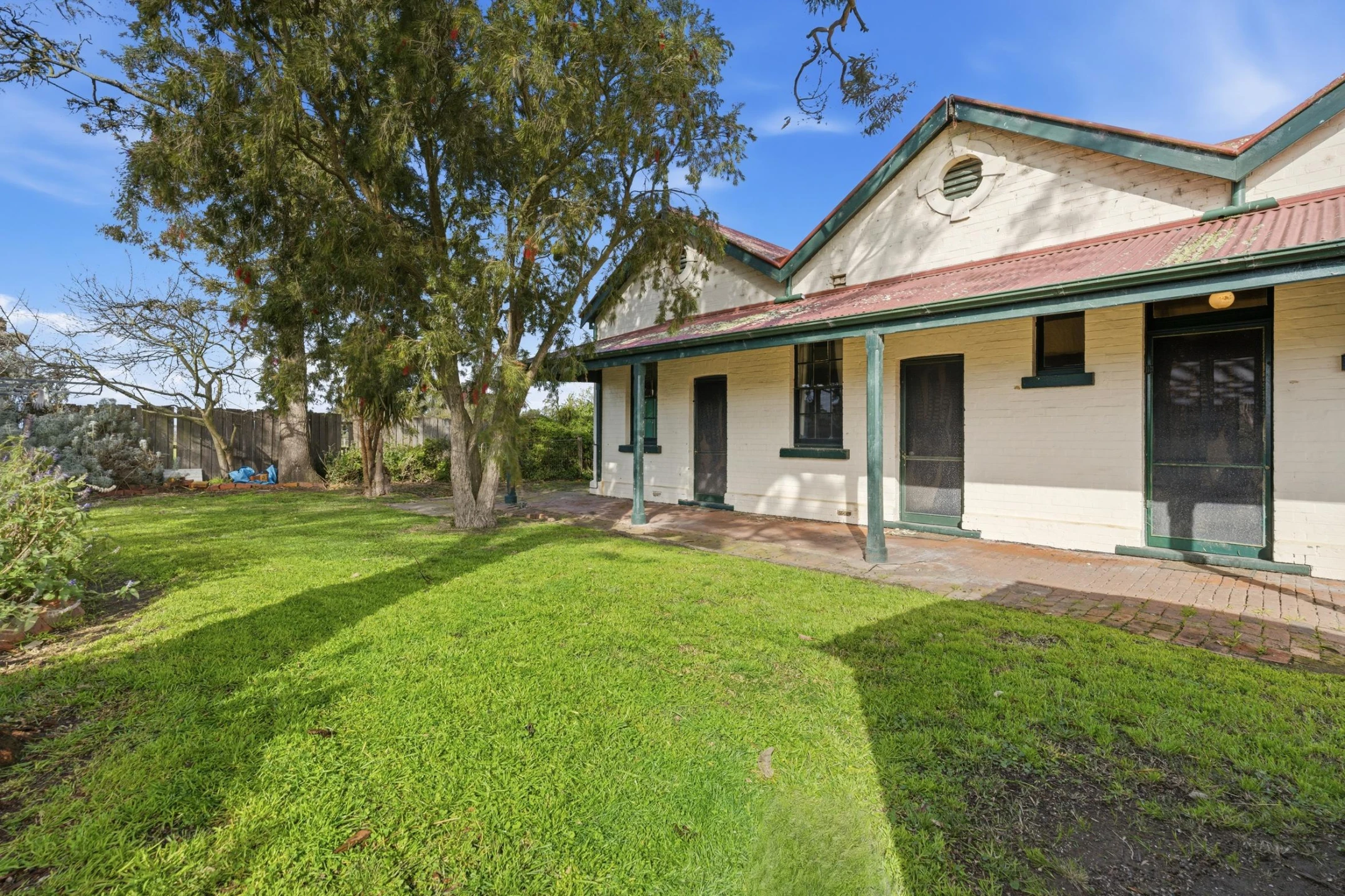 Listing image