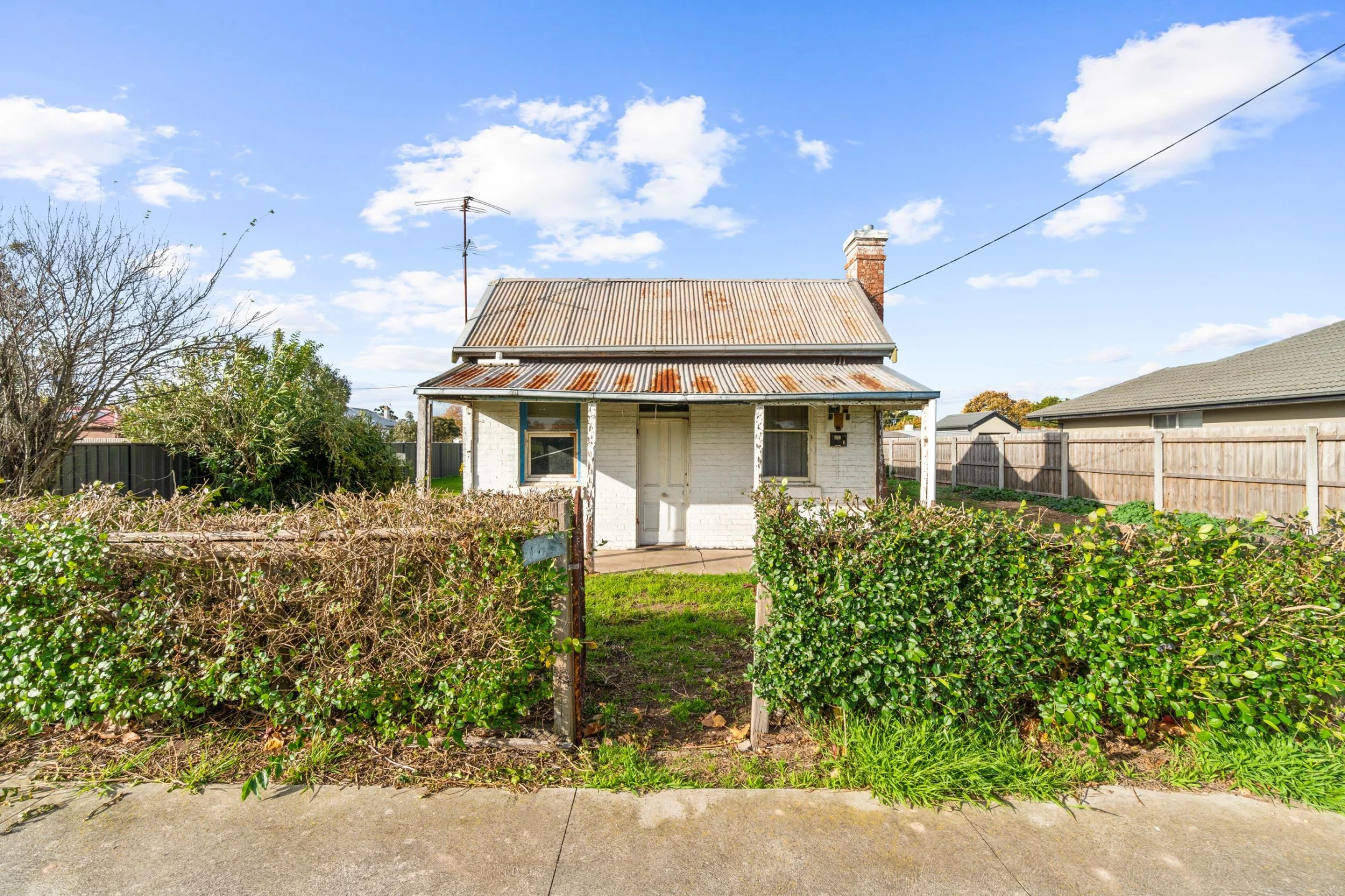 Property enquiry form background image