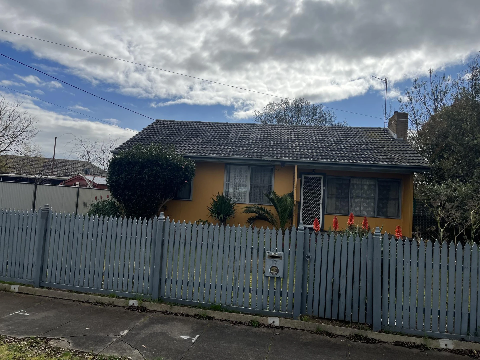 Property enquiry form background image