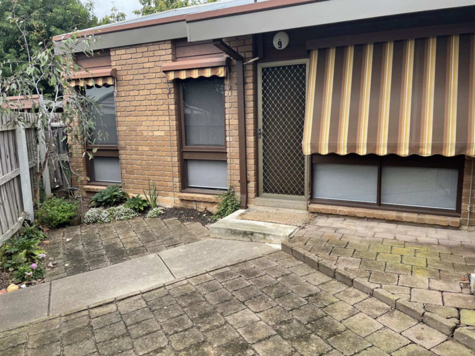 Property enquiry form background image