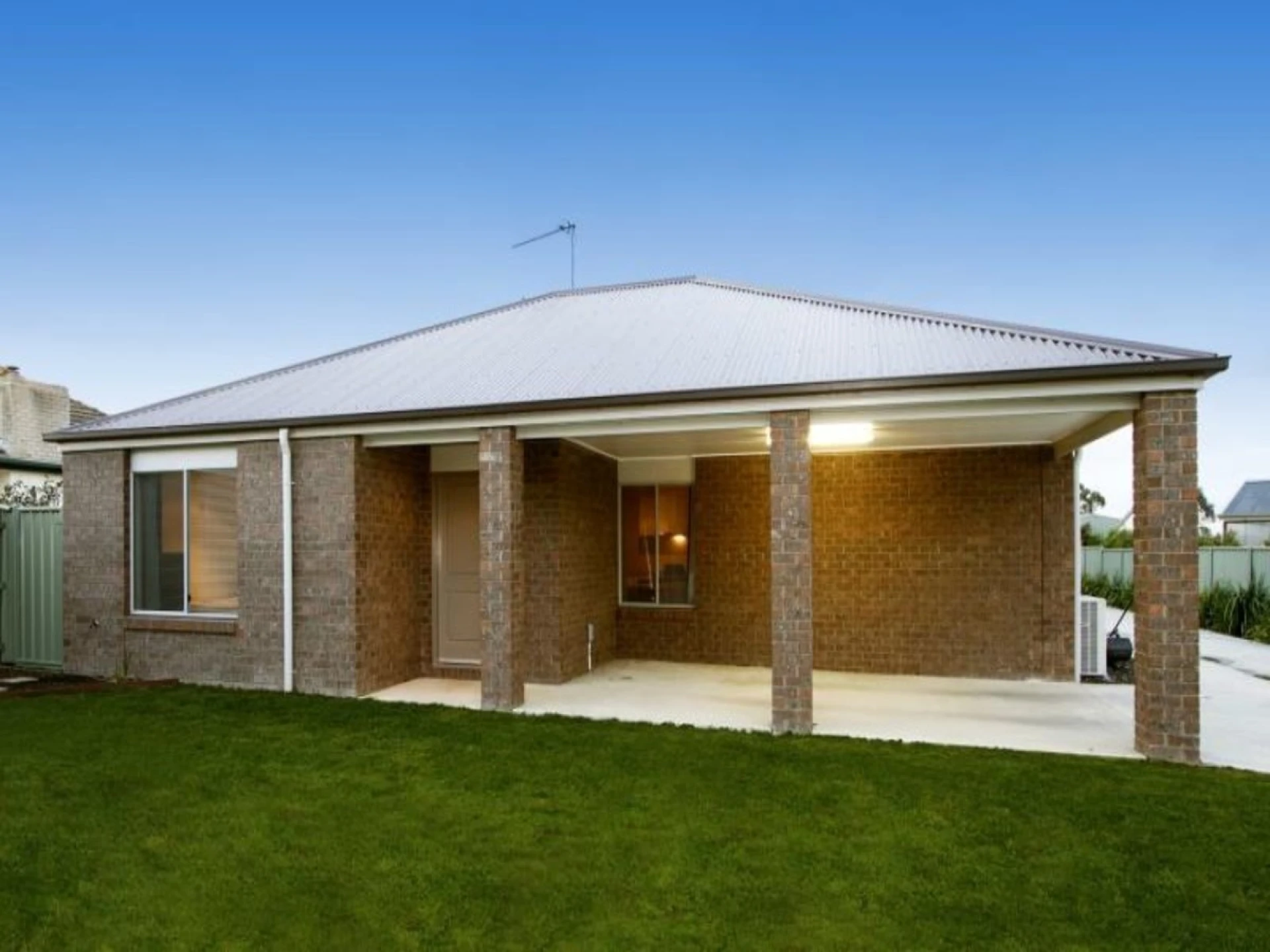 Property enquiry form background image