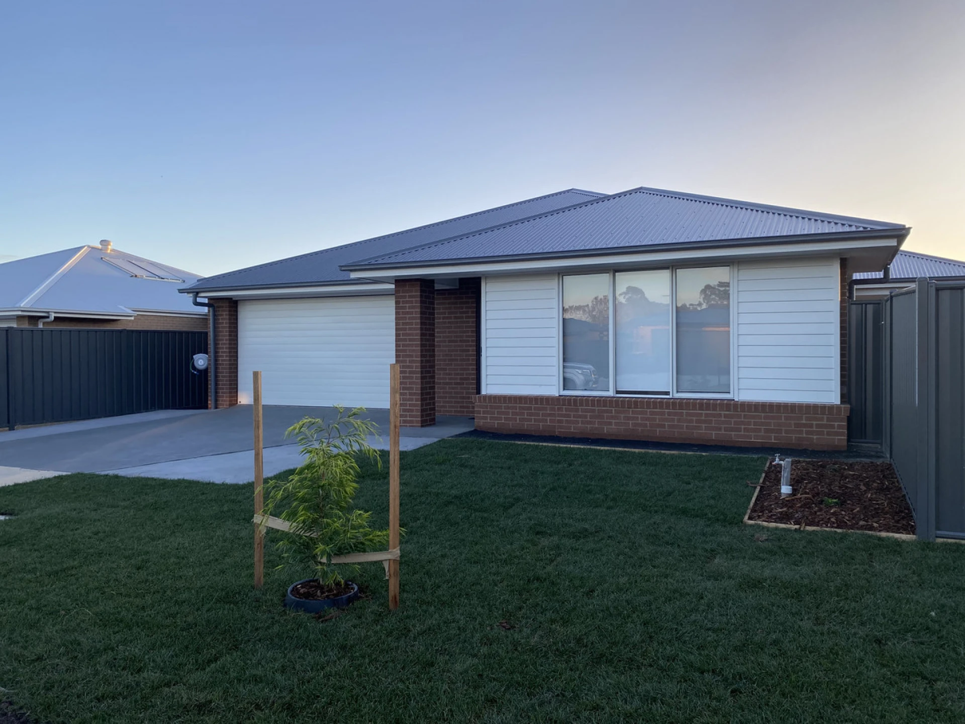 Property enquiry form background image