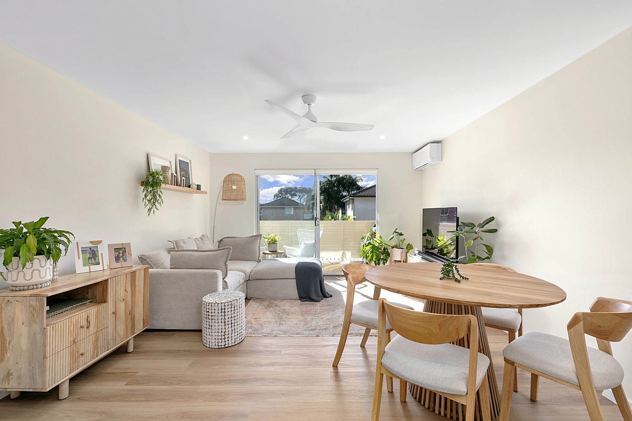 11 / 40 The Crescent, Dee Why NSW 2099, Dee Why - Thumbnail 2