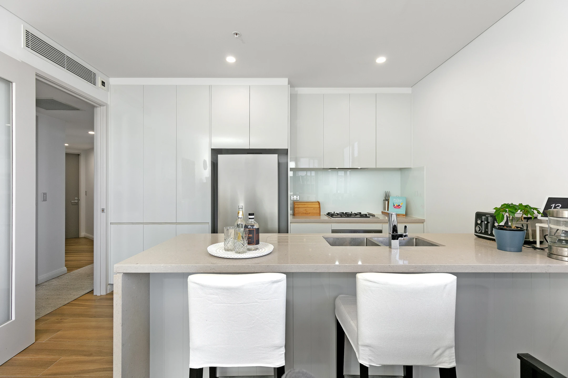 537 / 17 Howard Avenue, Dee Why NSW 2099, Dee Why - Thumbnail 5