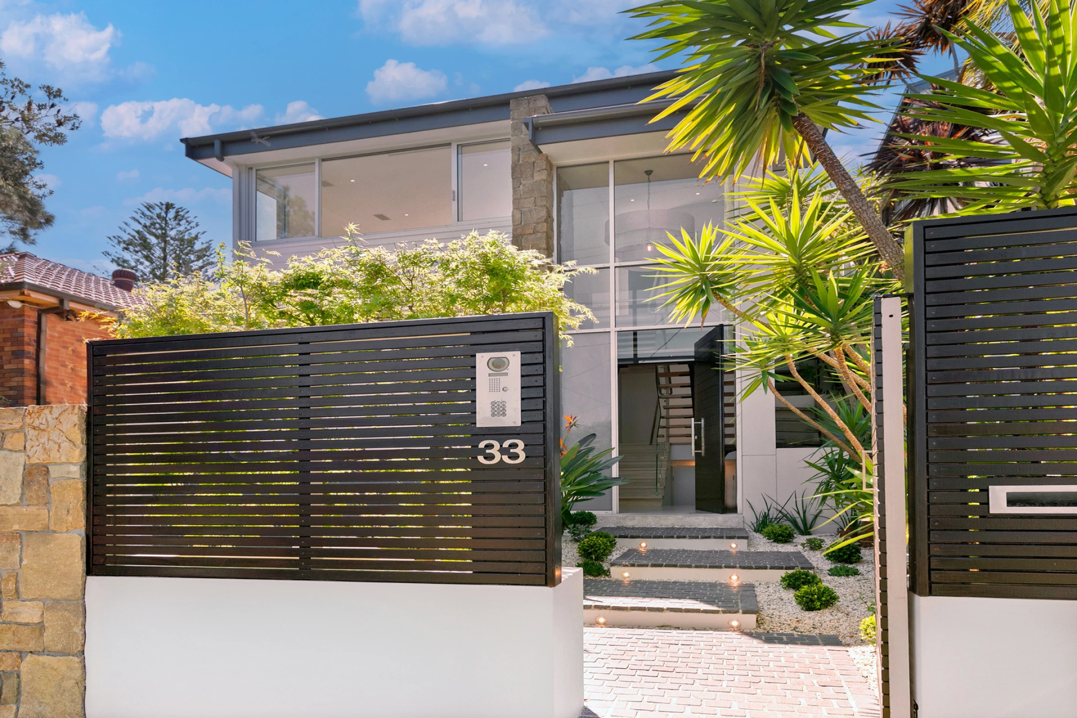 33 Wyndora Avenue, Freshwater NSW 2096, Freshwater - Thumbnail 2