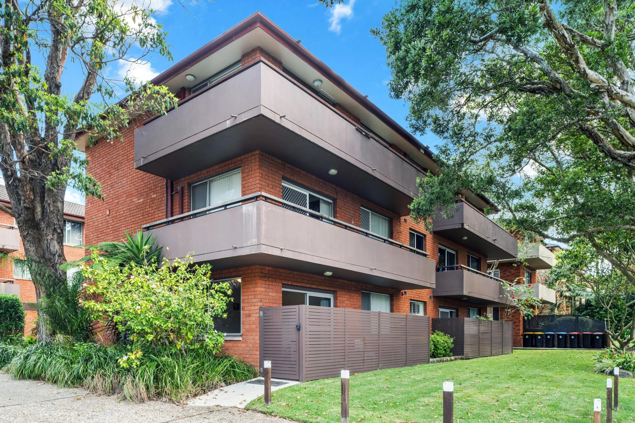 2 / 10 Lismore Avenue, Dee Why NSW 2099, Dee Why - Thumbnail 8