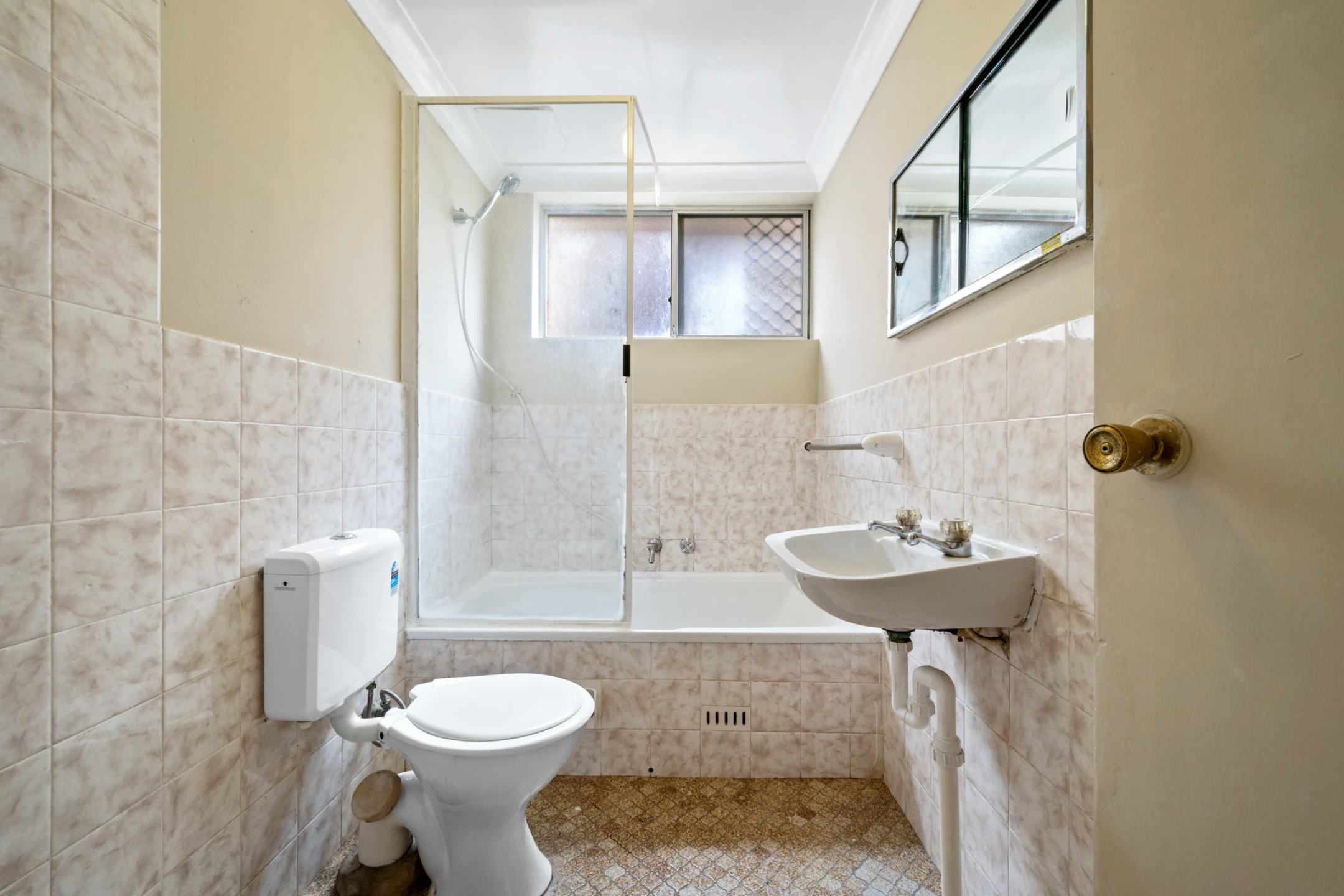 1 / 17 Lismore Avenue, Dee Why NSW 2099, Dee Why - Thumbnail 7