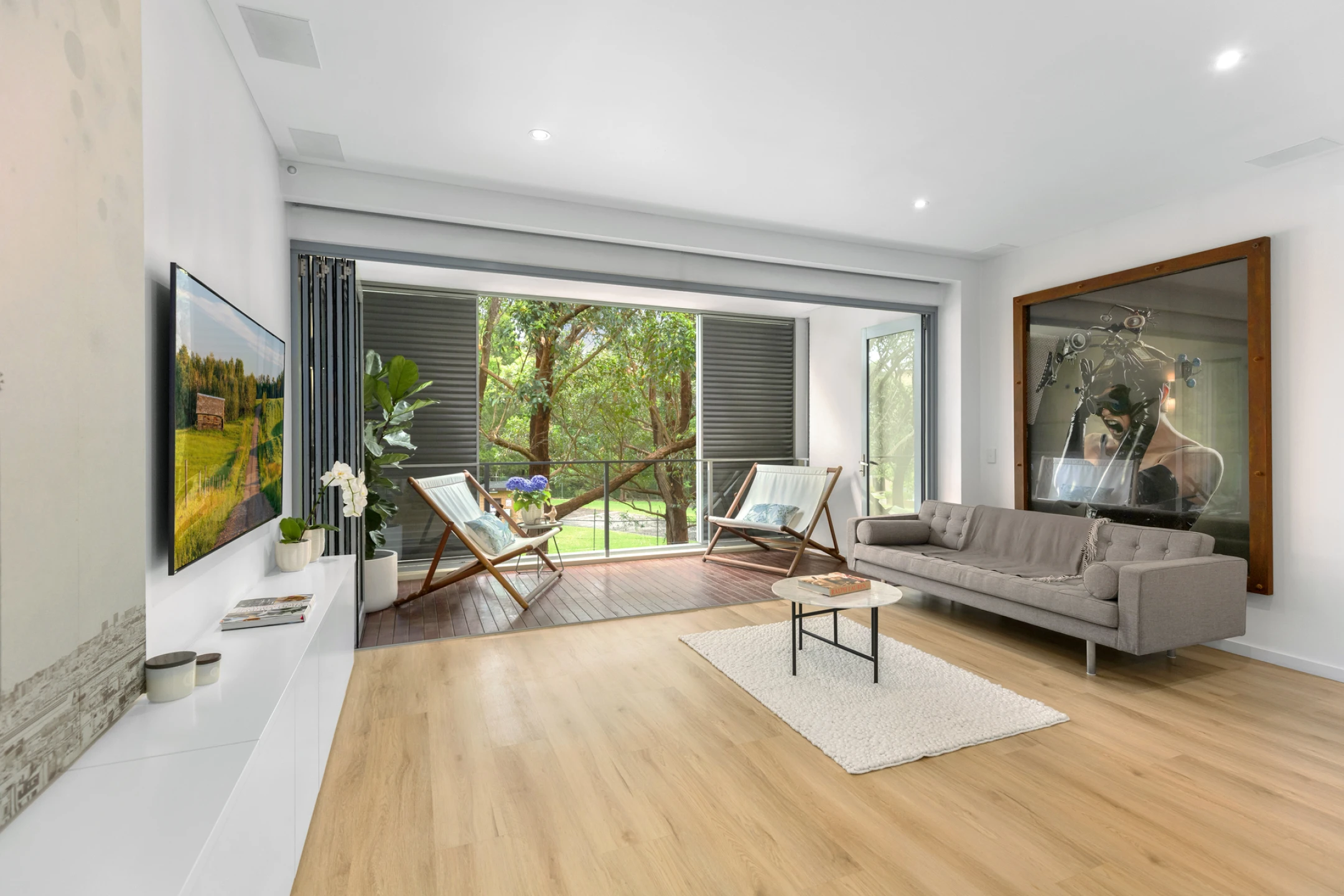 4 / 15 Clarence Avenue, Dee Why NSW 2099, Dee Why - Thumbnail 2