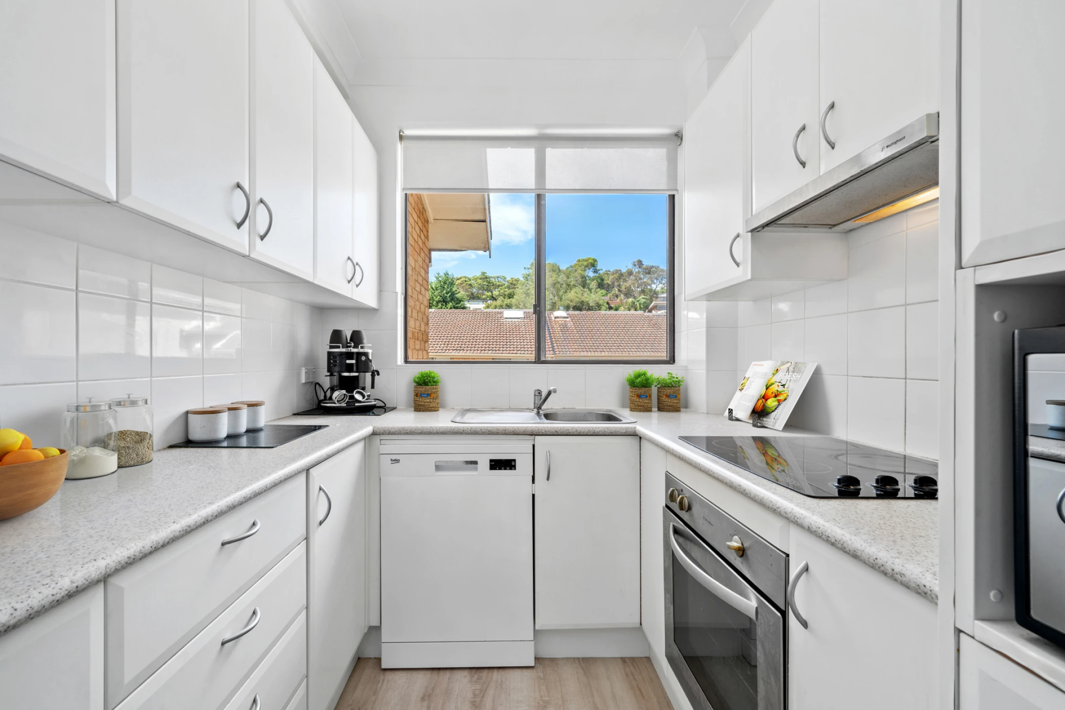 22 / 46-50 The Crescent, Dee Why NSW 2099, Dee Why - Thumbnail 7