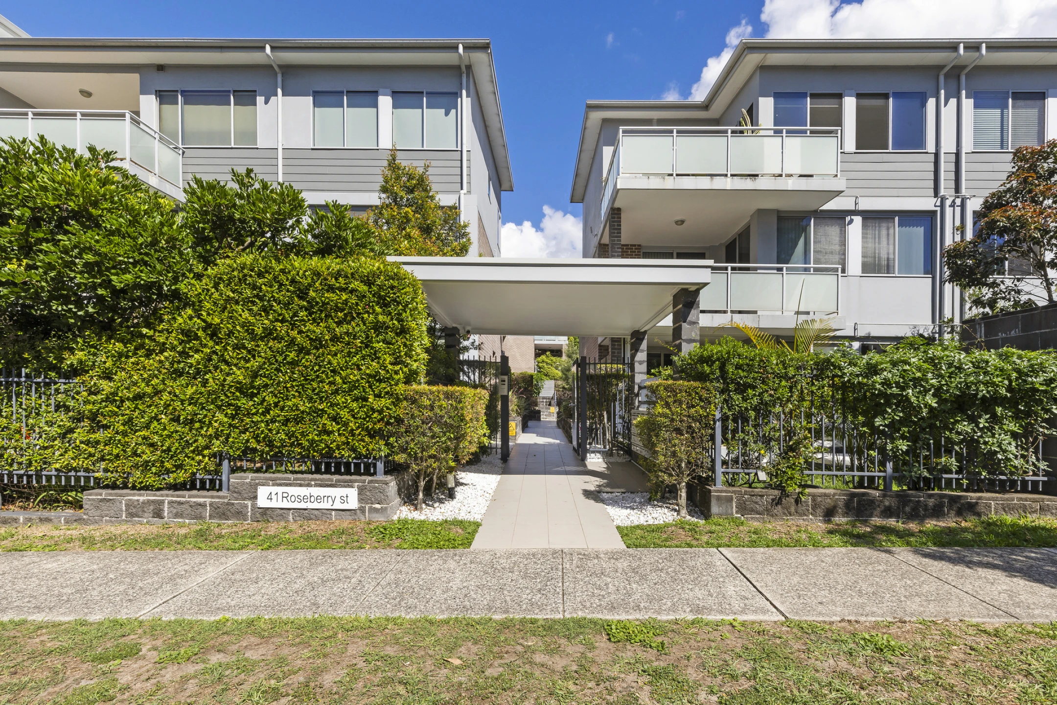24 / 41 Roseberry Street, Manly Vale NSW 2093, Manly Vale - Thumbnail 2