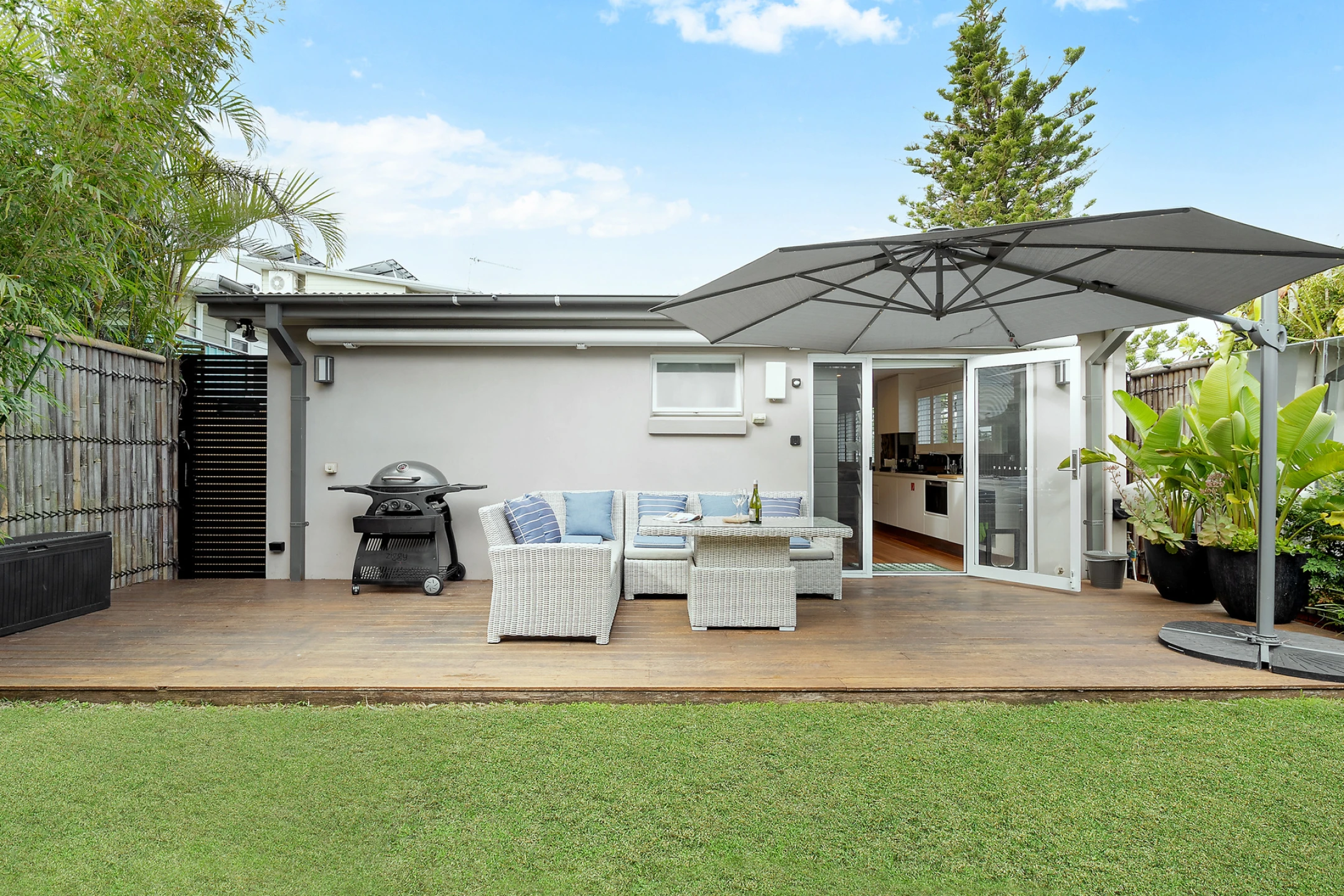 2 / 40 Griffin Road, North Curl Curl NSW 2099, North Curl Curl - Thumbnail 2