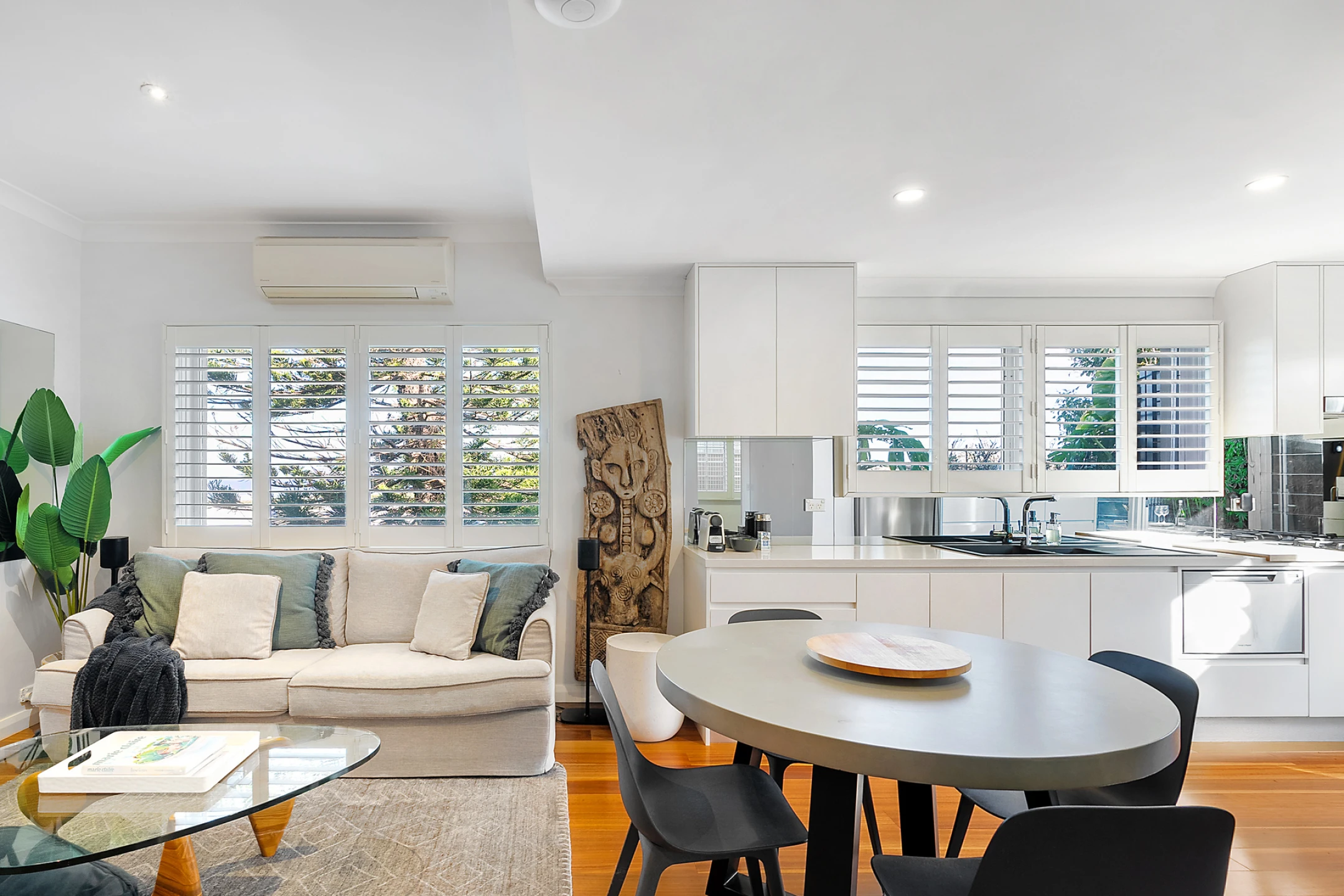 2 / 40 Griffin Road, North Curl Curl NSW 2099, North Curl Curl - Thumbnail 6