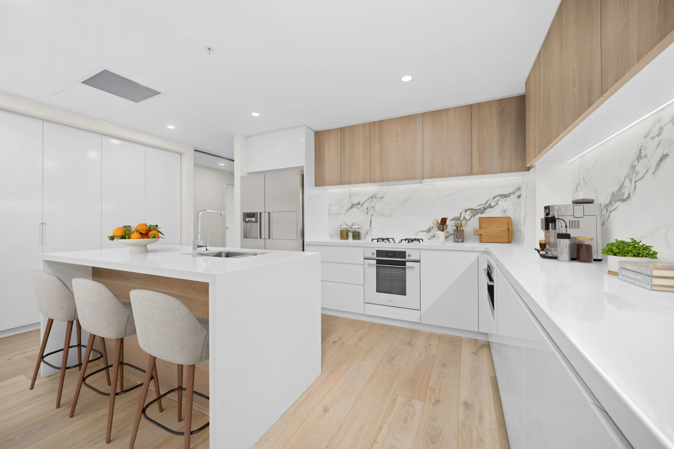 305A / 8 Oaks Avenue, Dee Why NSW 2099, Dee Why - Thumbnail 2