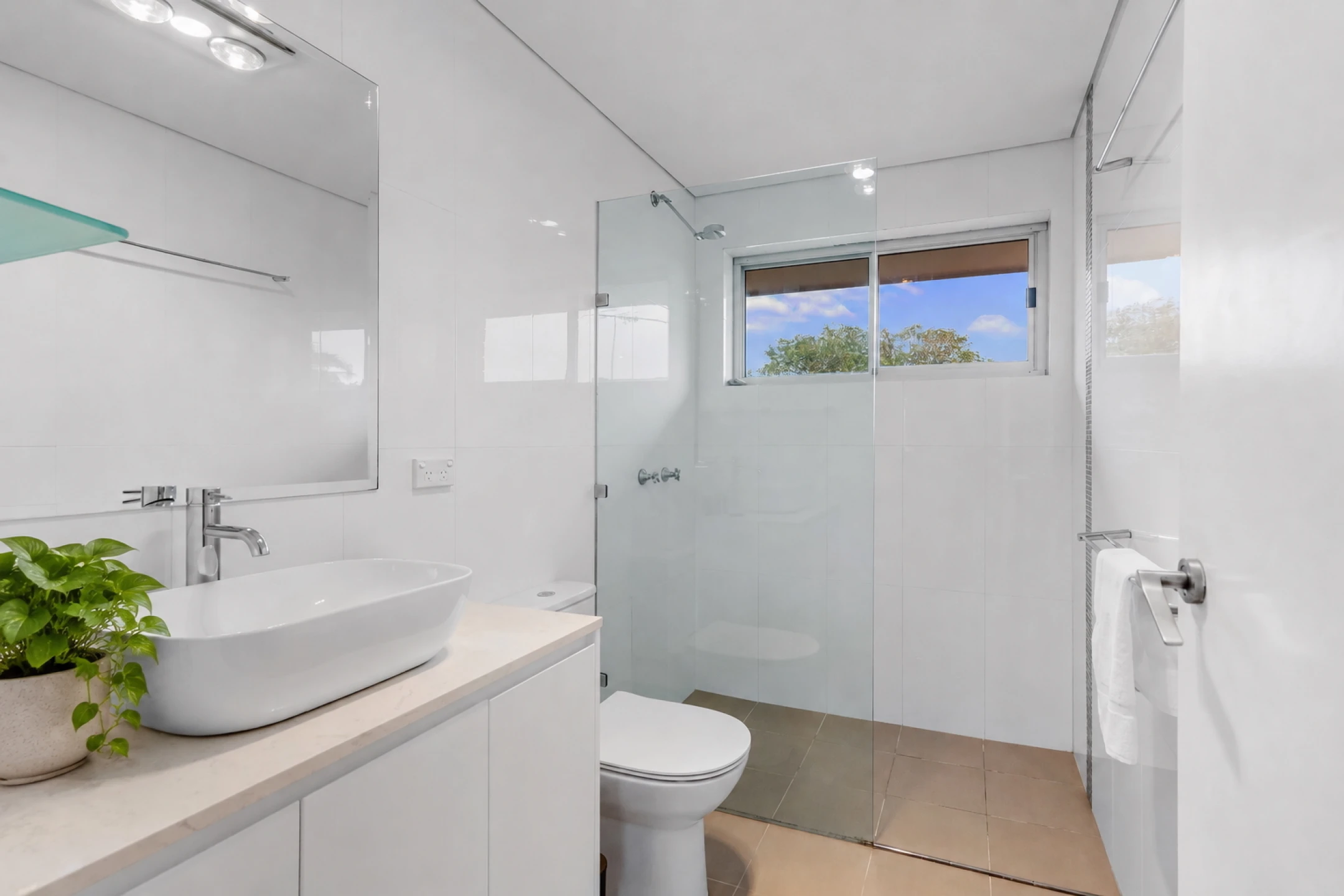 11 / 105 Howard Avenue, Dee Why NSW 2099, Dee Why - Thumbnail 6