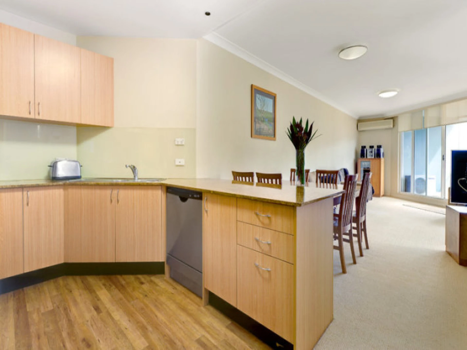 205 / 910 Pittwater Road, DEE WHY NSW 2099, Dee Why - Thumbnail 4