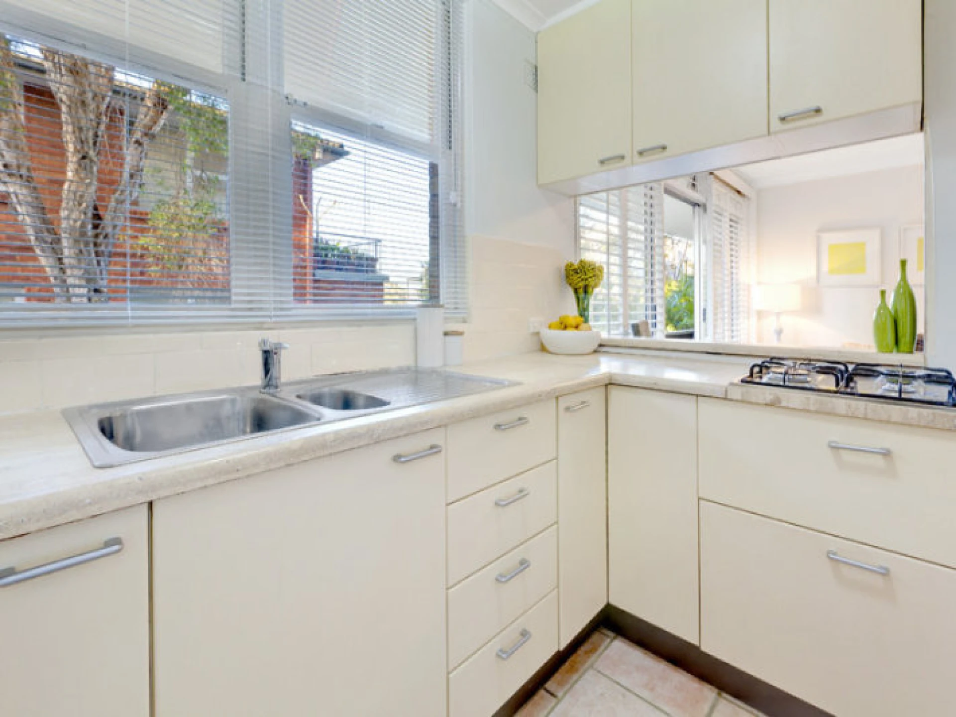 2 / 13 Westminster Avenue, DEE WHY NSW 2099, Dee Why - Thumbnail 4