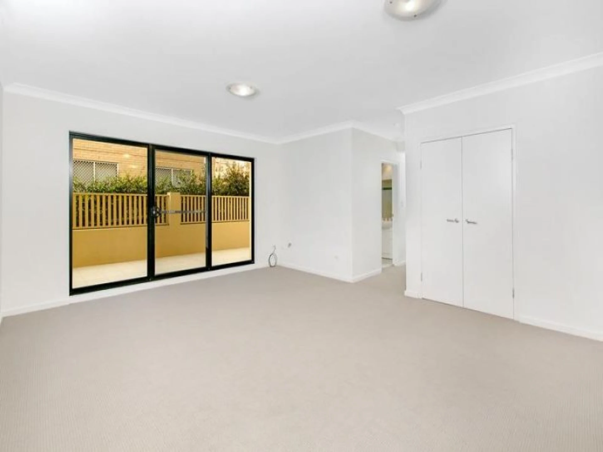3 / 47 Oaks Avenue :-), Dee Why NSW 2099, Dee Why - Thumbnail 2